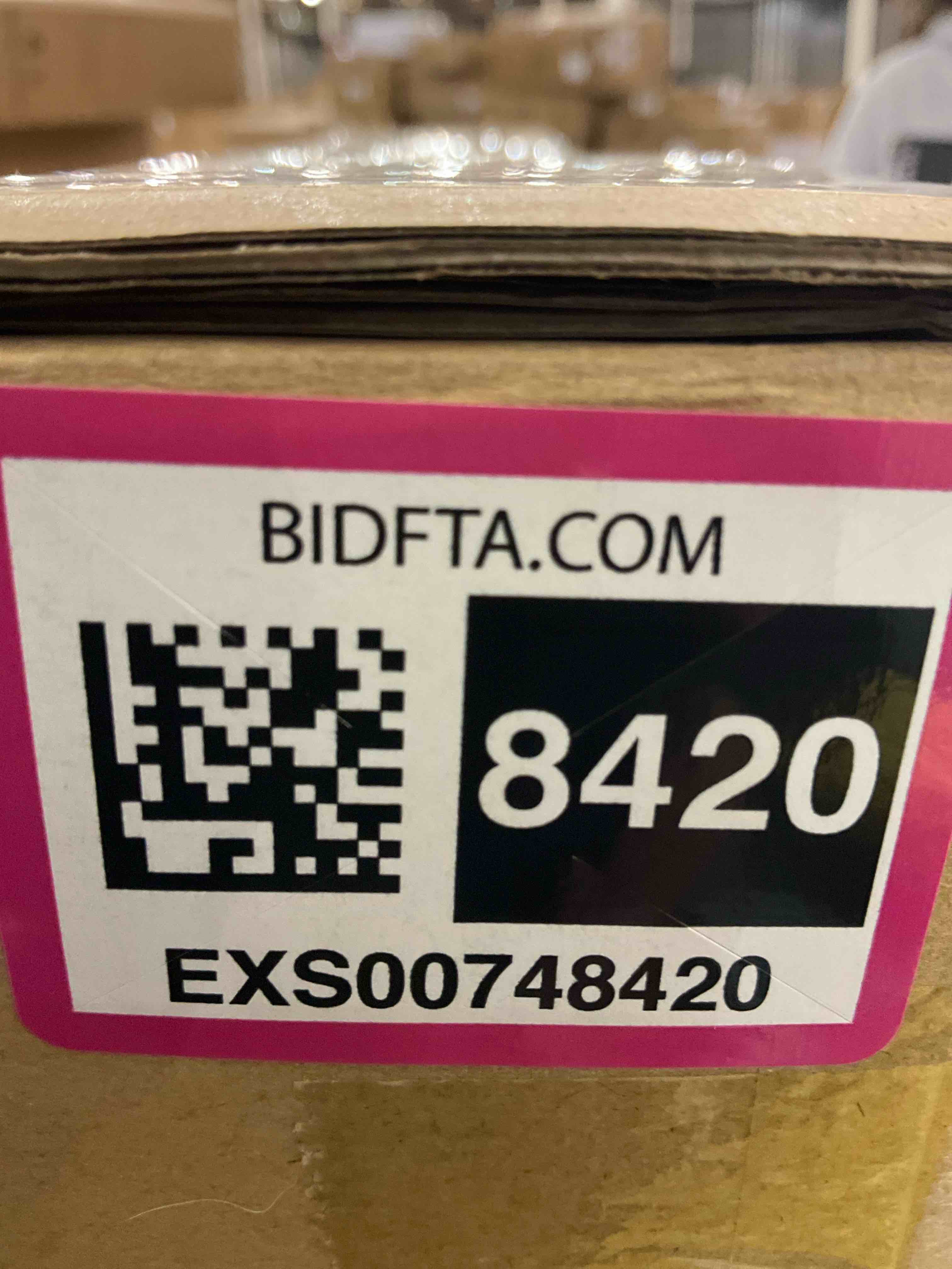 https://s3.amazonaws.com/lotting-images-prod/bidfta/EXS00748420_1702058782526.jpeg