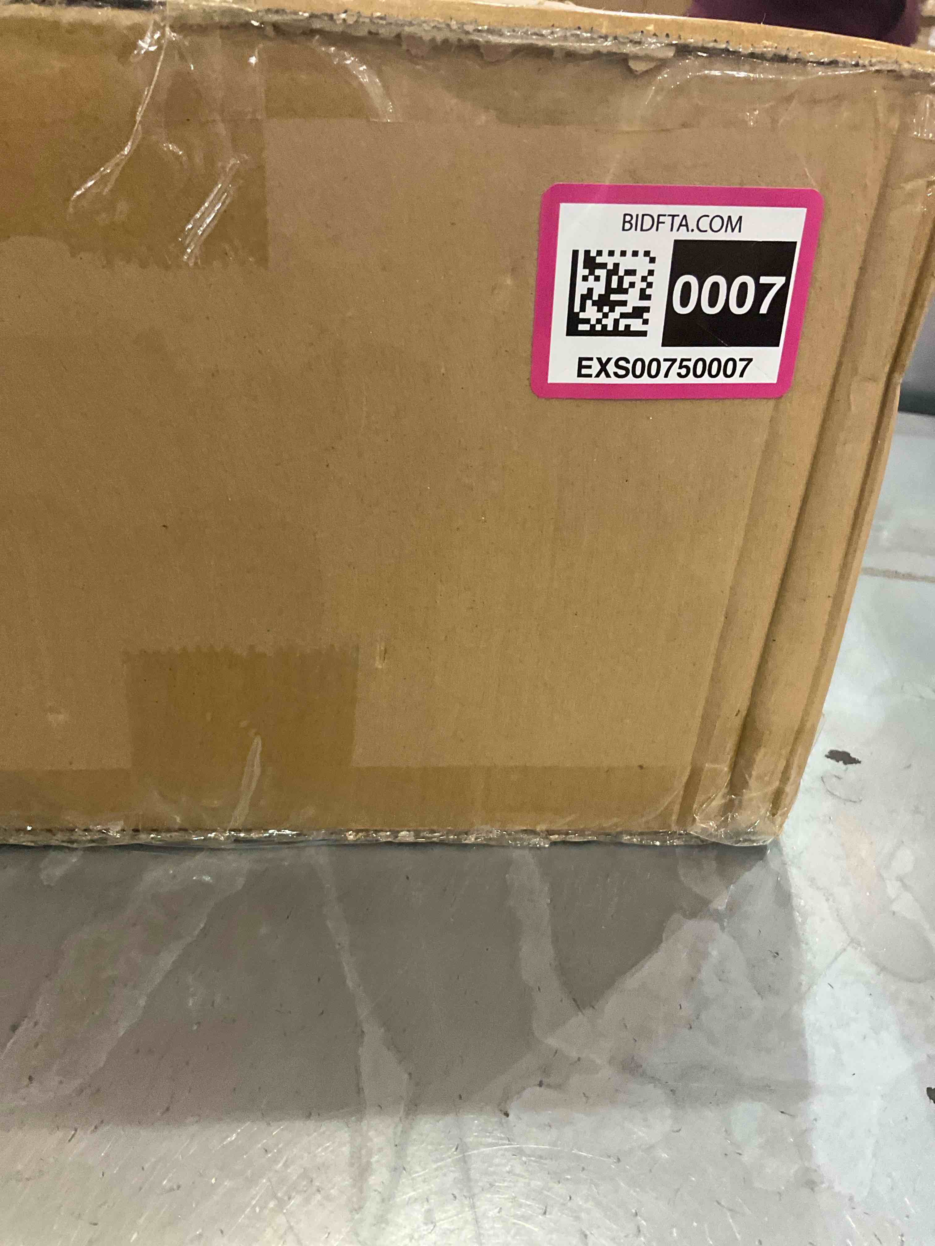 https://s3.amazonaws.com/lotting-images-prod/bidfta/EXS00750007_1704210775525.jpeg