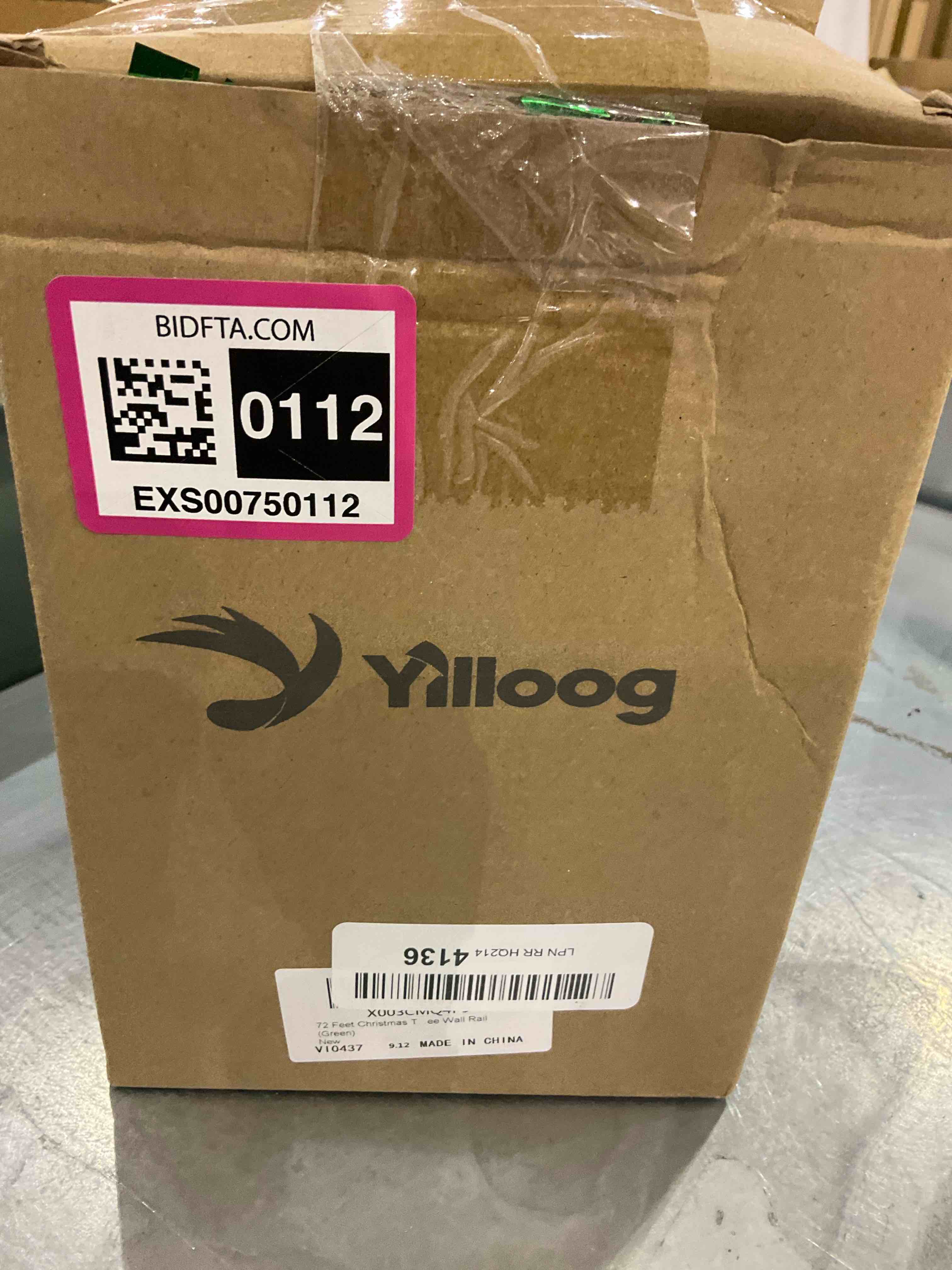 72 Feet Christmas Tinsel Garland Shiny Metallic Tinsel Twist Garland Streamers Ornaments Long Glitter Christmas Tree Hanging Decorations for Party Holiday Wedding Birthday Tree Wall Rail (Green)