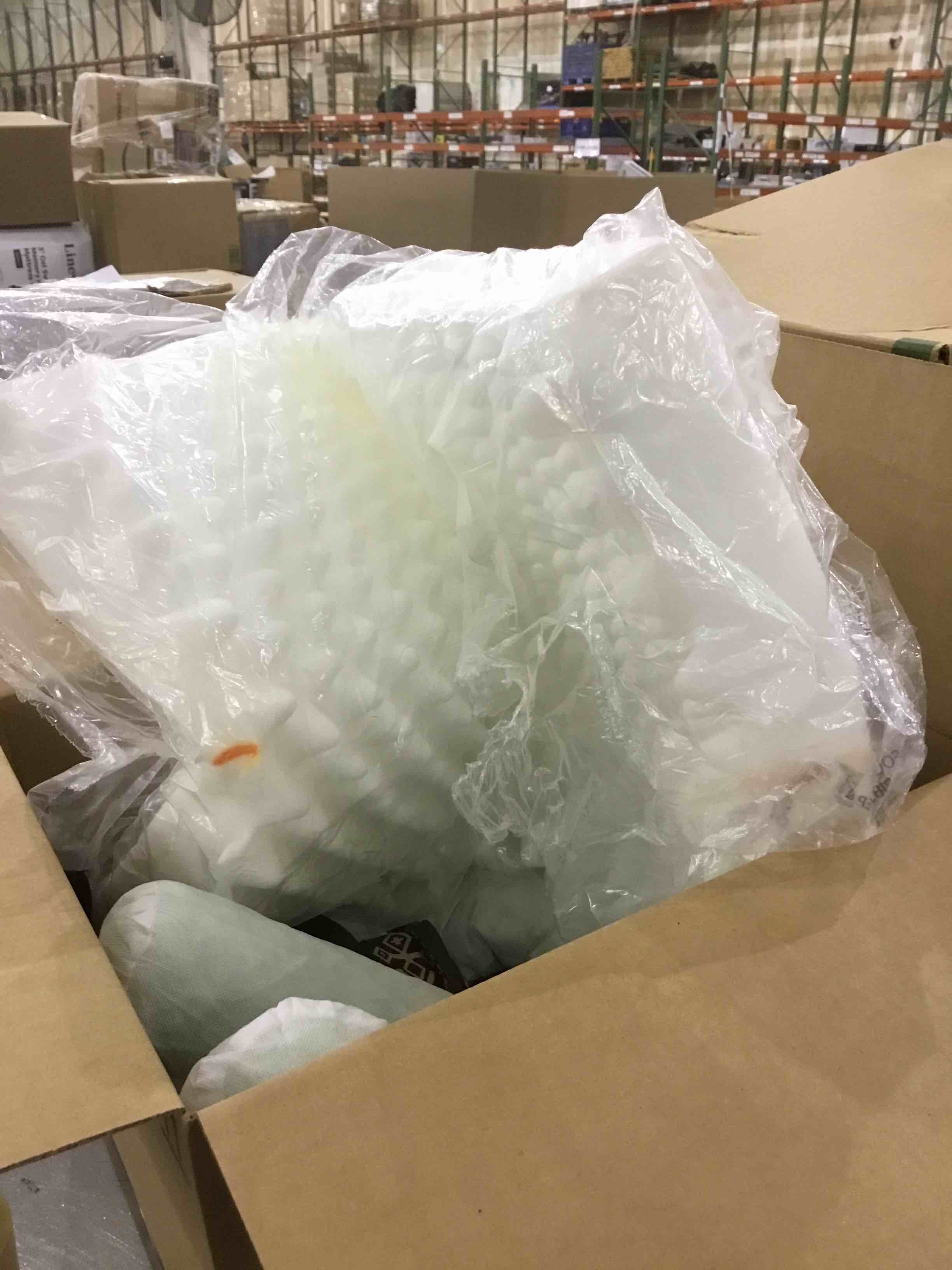 https://s3.amazonaws.com/lotting-images-prod/bidfta/EXS00750724_1702563753759.jpeg