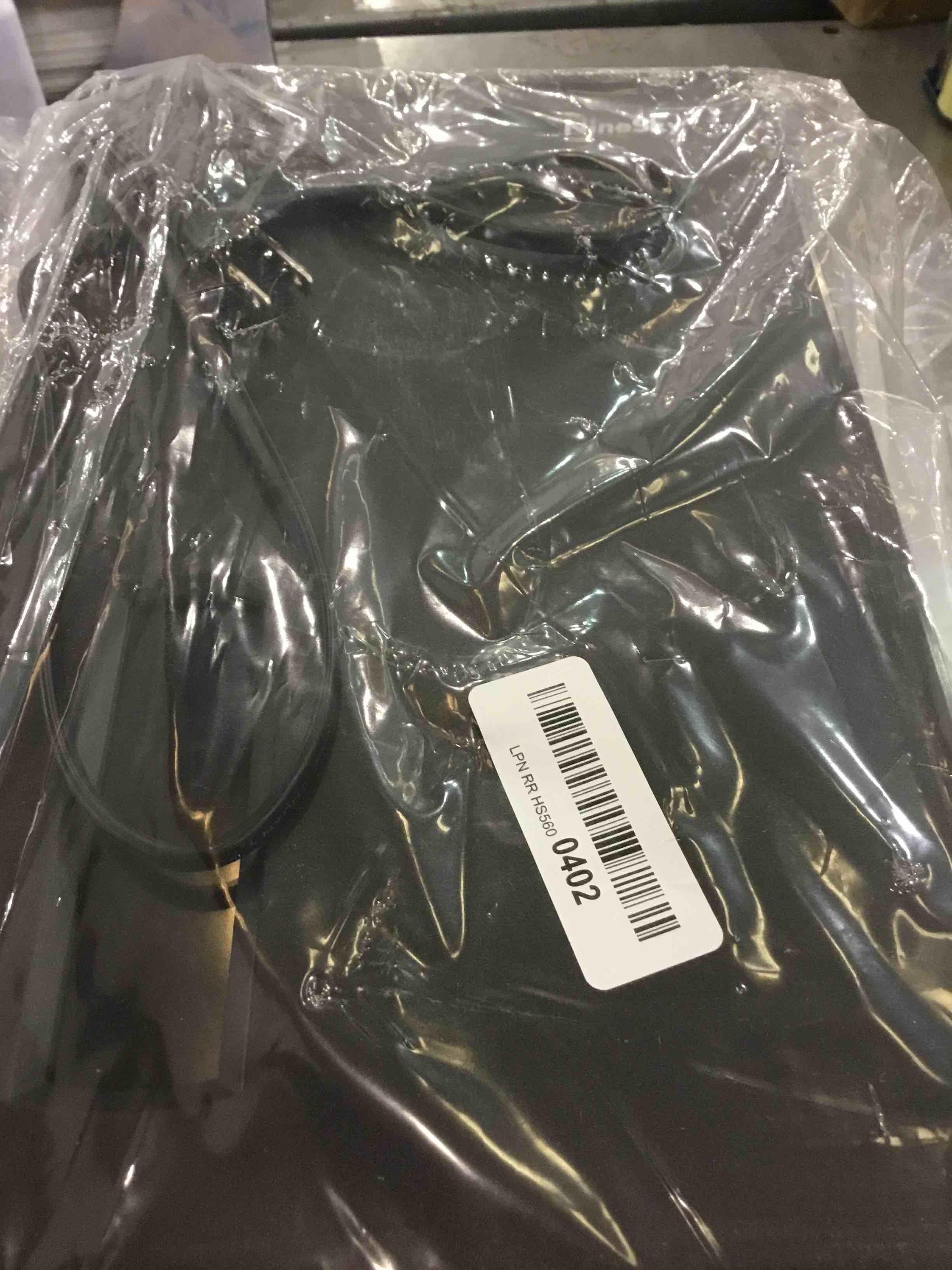 https://s3.amazonaws.com/lotting-images-prod/bidfta/EXS00750929_1702655290567.jpeg