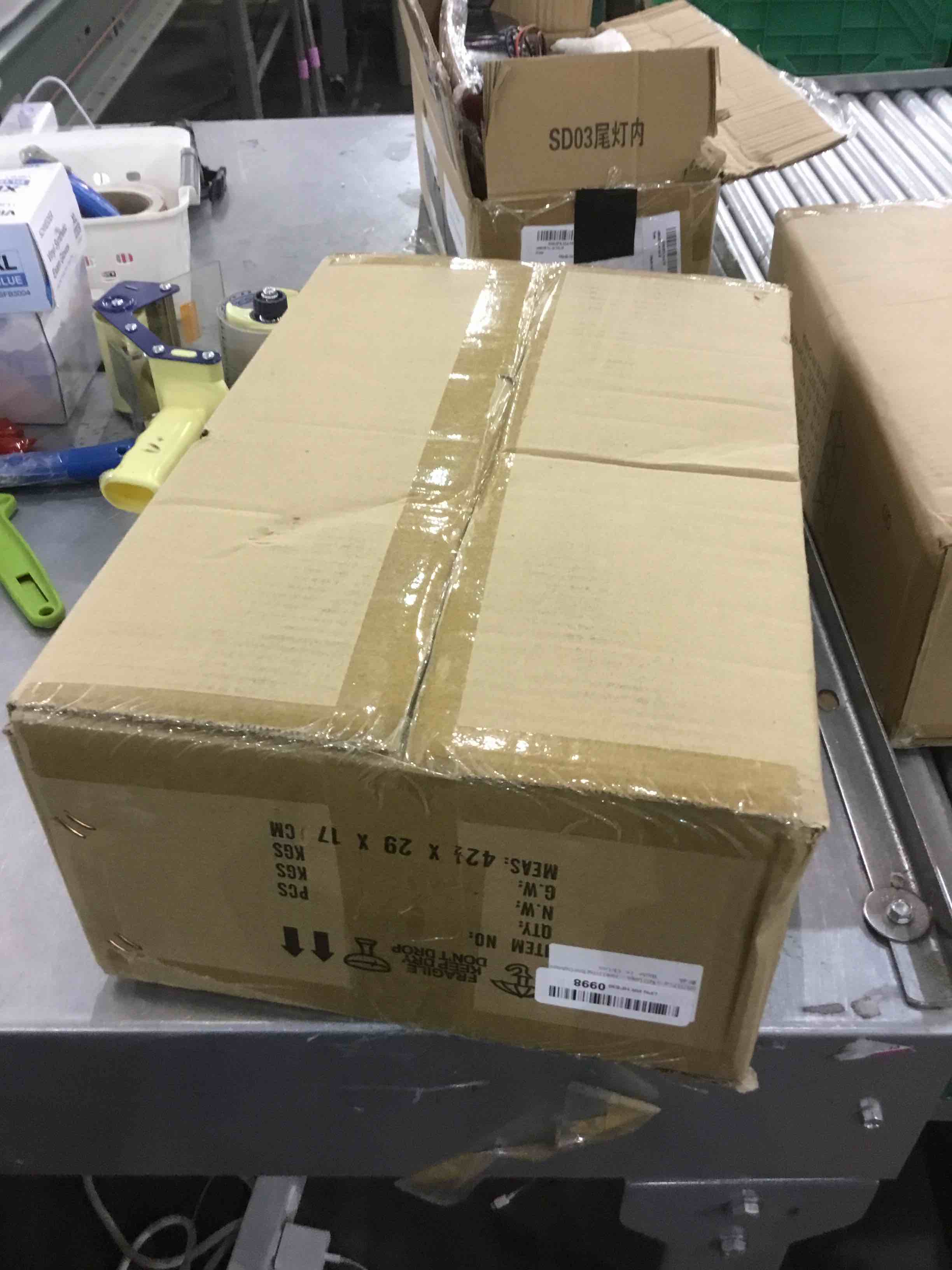https://s3.amazonaws.com/lotting-images-prod/bidfta/EXS00750957_1702900939323.jpeg