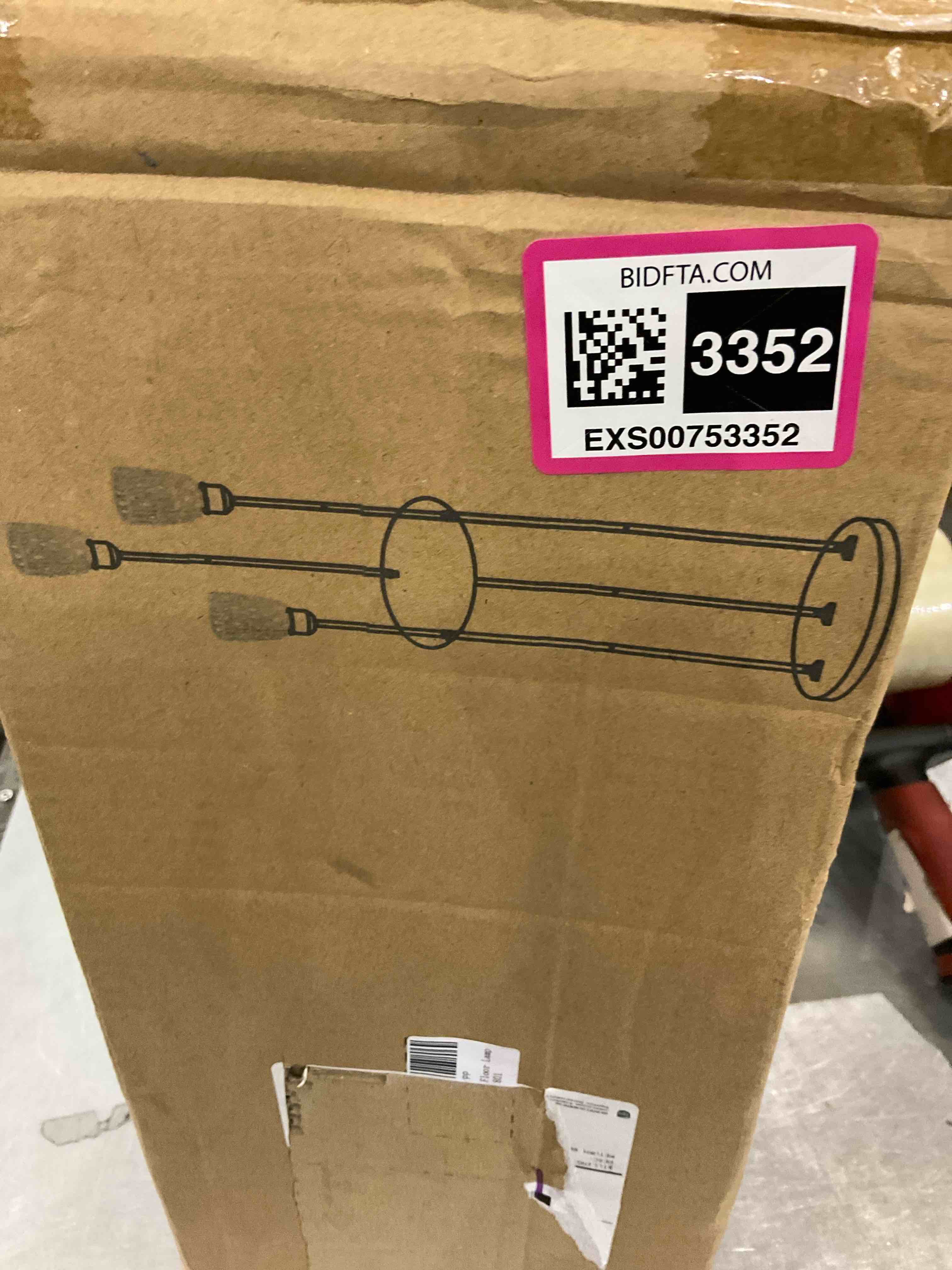 https://s3.amazonaws.com/lotting-images-prod/bidfta/EXS00753352_1703094952927.jpeg