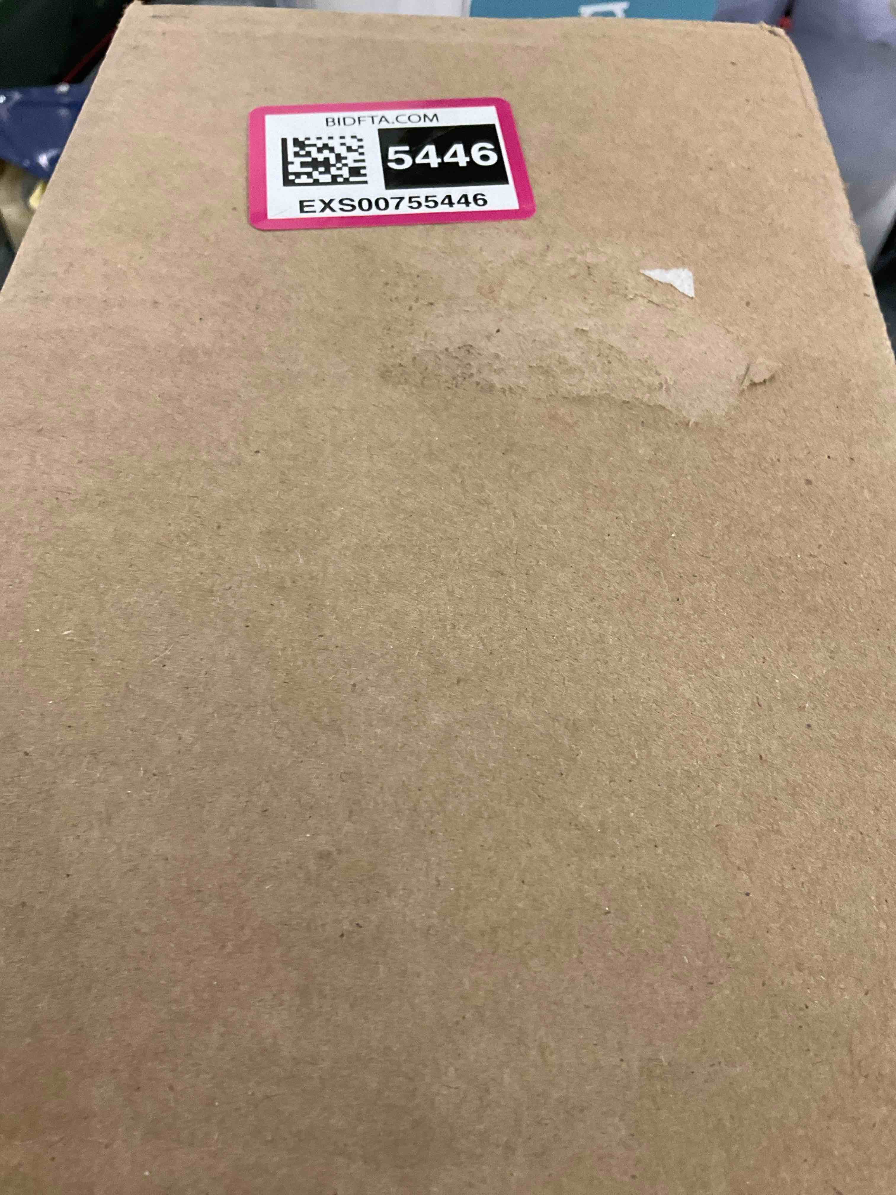 https://s3.amazonaws.com/lotting-images-prod/bidfta/EXS00755446_1702917856912.jpeg