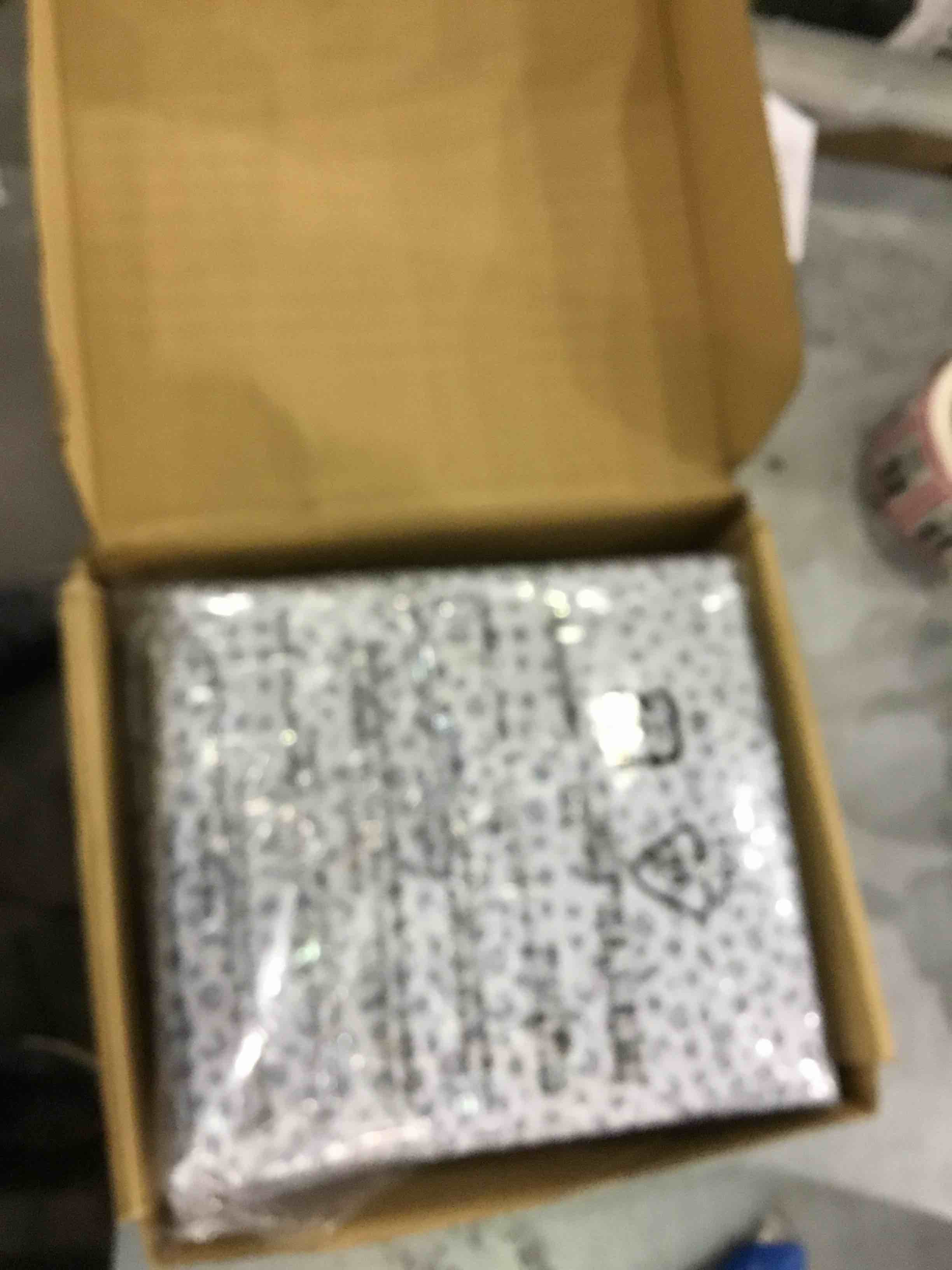 https://s3.amazonaws.com/lotting-images-prod/bidfta/EXS00757039_1703084061553.jpeg
