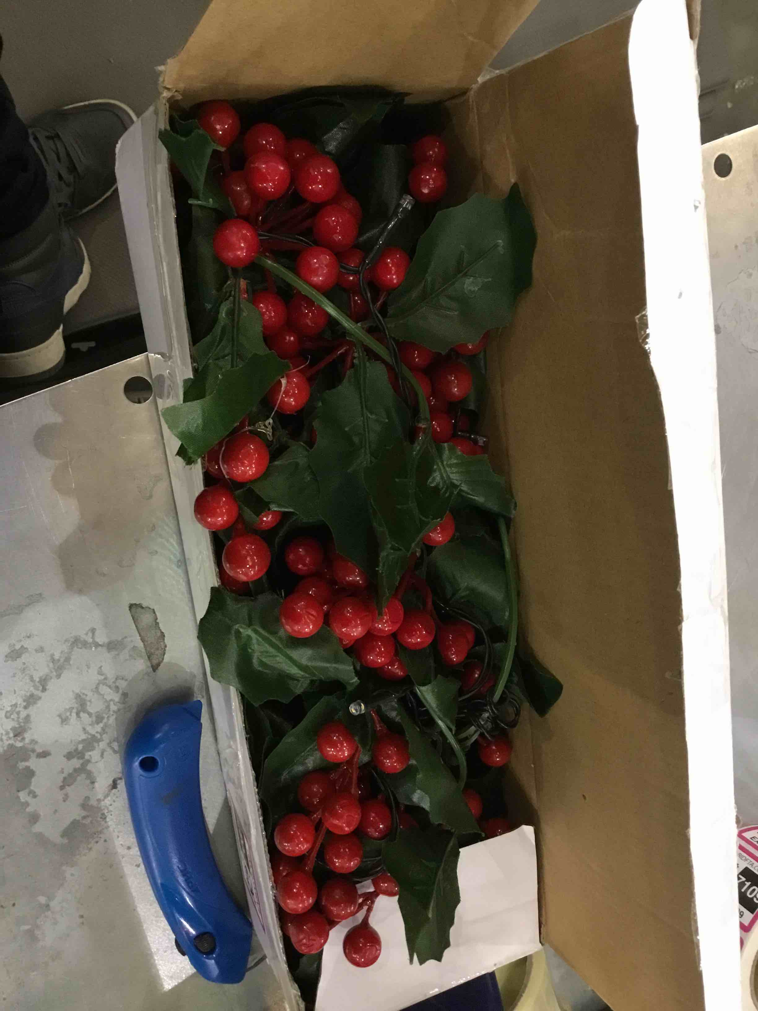https://s3.amazonaws.com/lotting-images-prod/bidfta/EXS00757087_1703095167408.jpeg