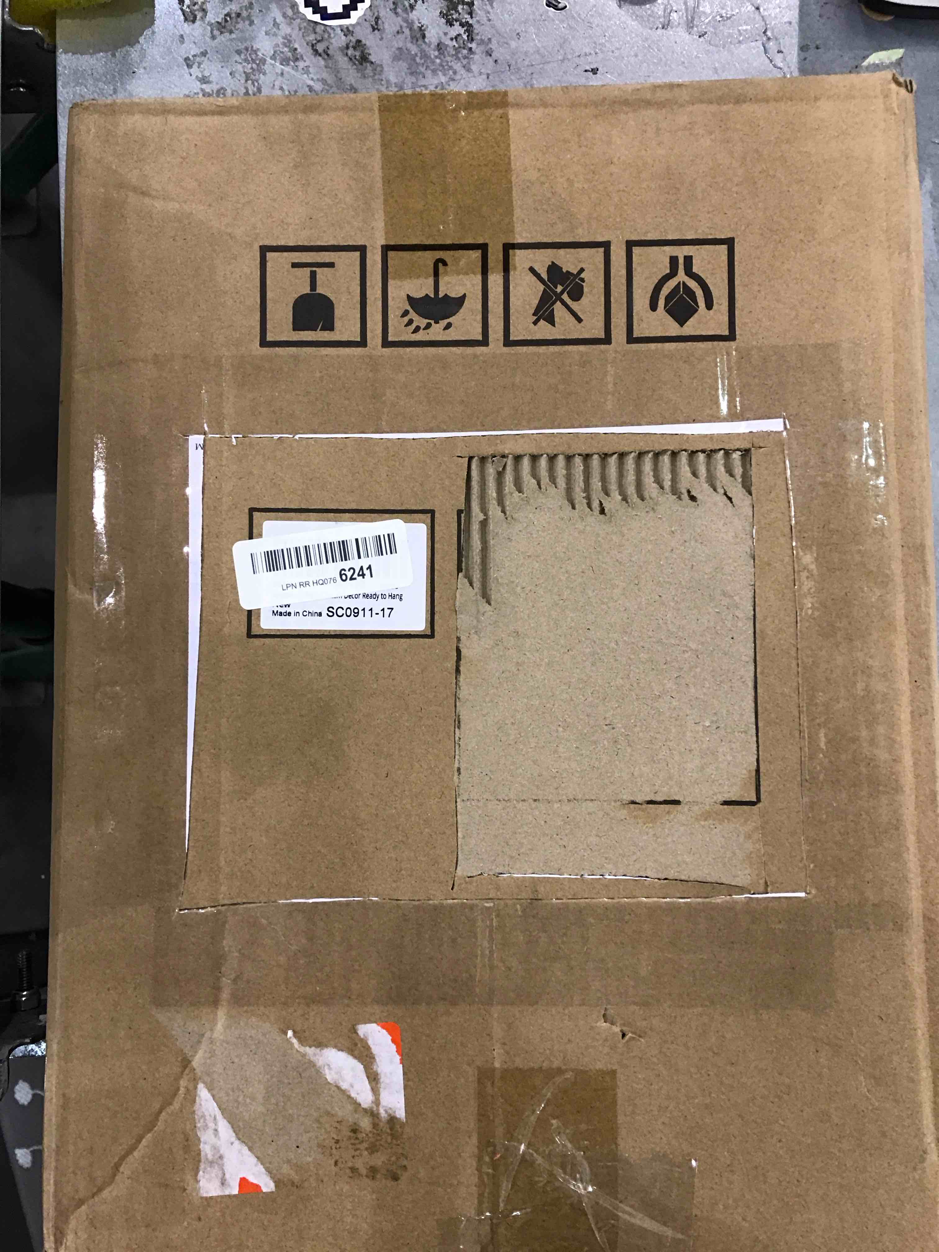 https://s3.amazonaws.com/lotting-images-prod/bidfta/EXS00757397_1703684601289.jpeg