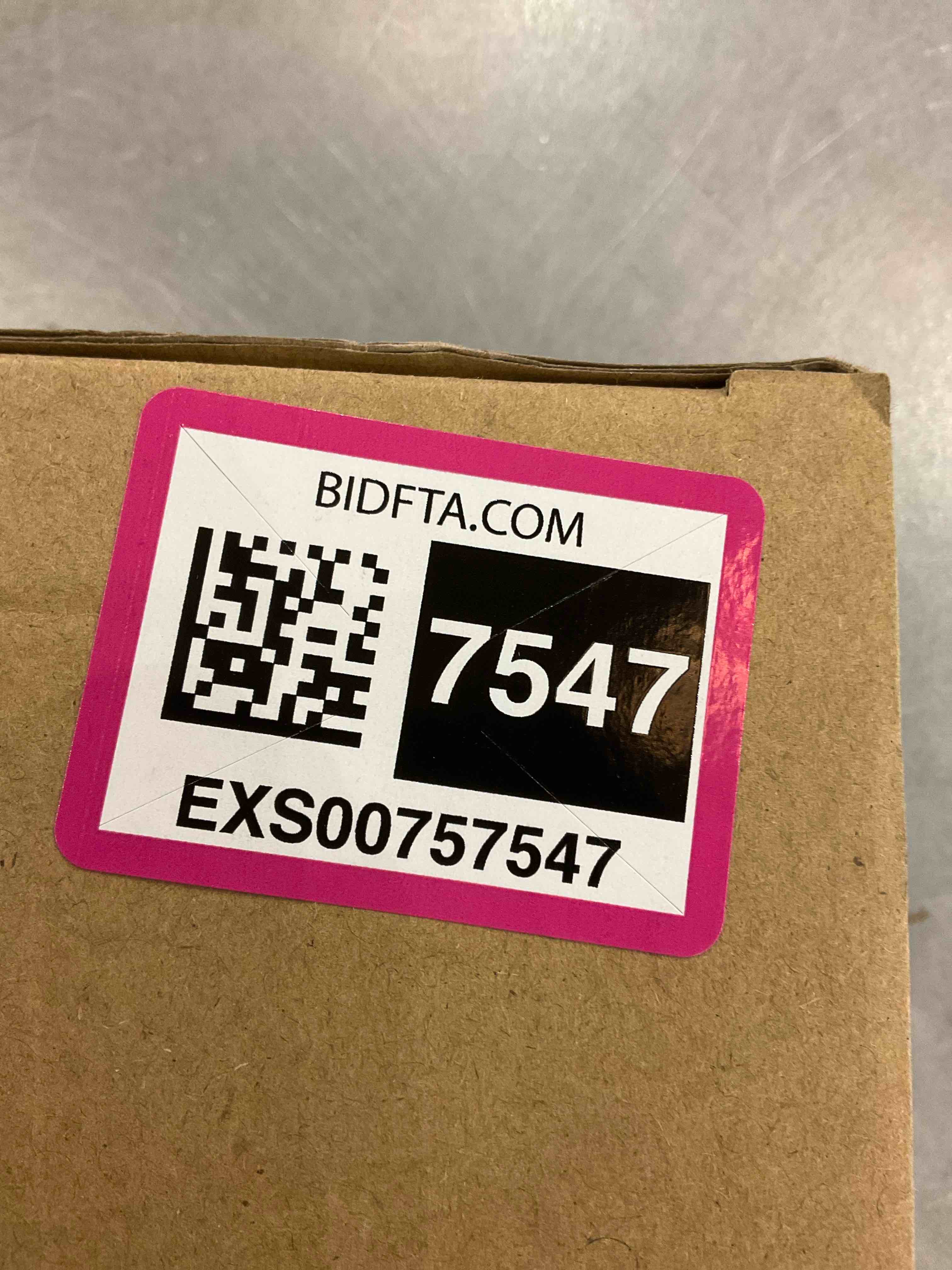 https://s3.amazonaws.com/lotting-images-prod/bidfta/EXS00757547_1702312222862.jpeg