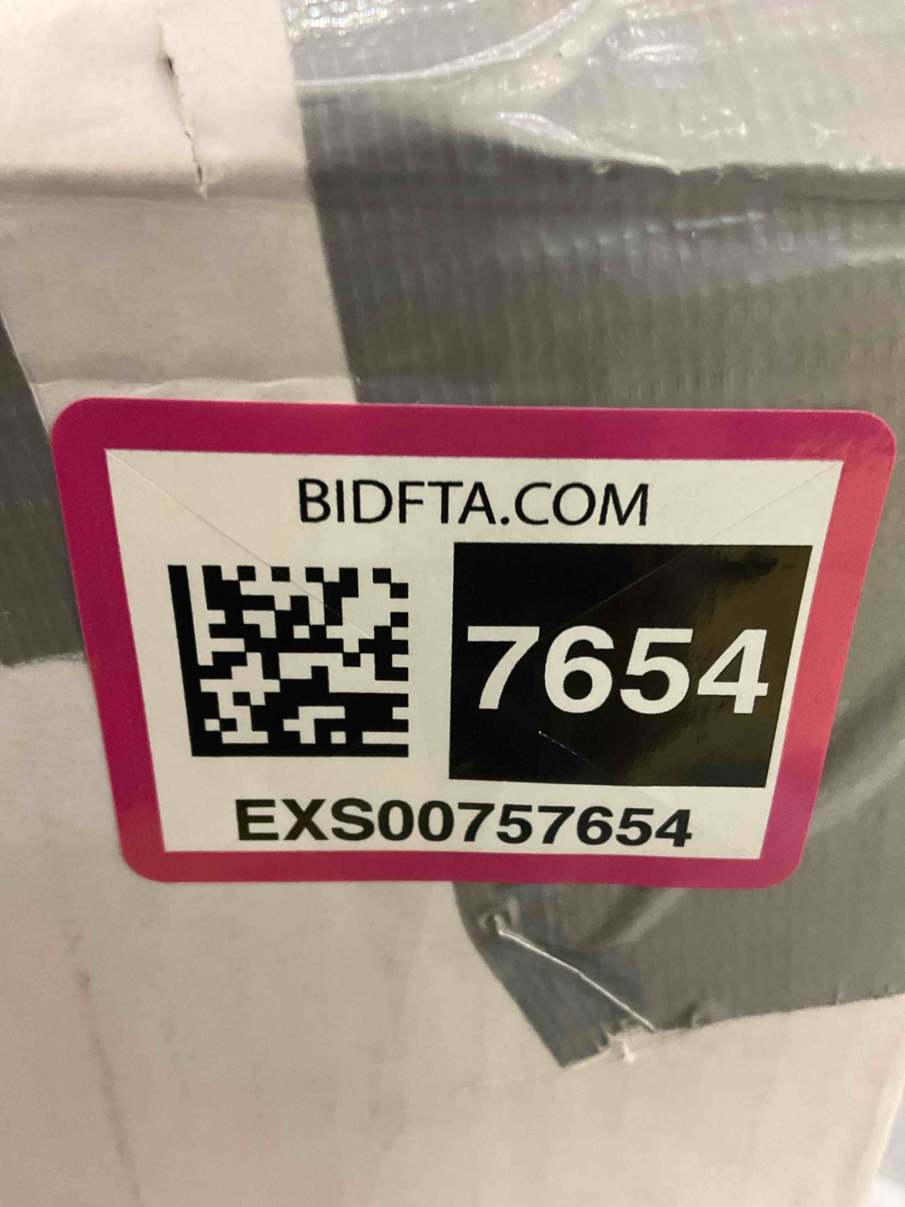 https://s3.amazonaws.com/lotting-images-prod/bidfta/EXS00757654_1702397492395.jpeg