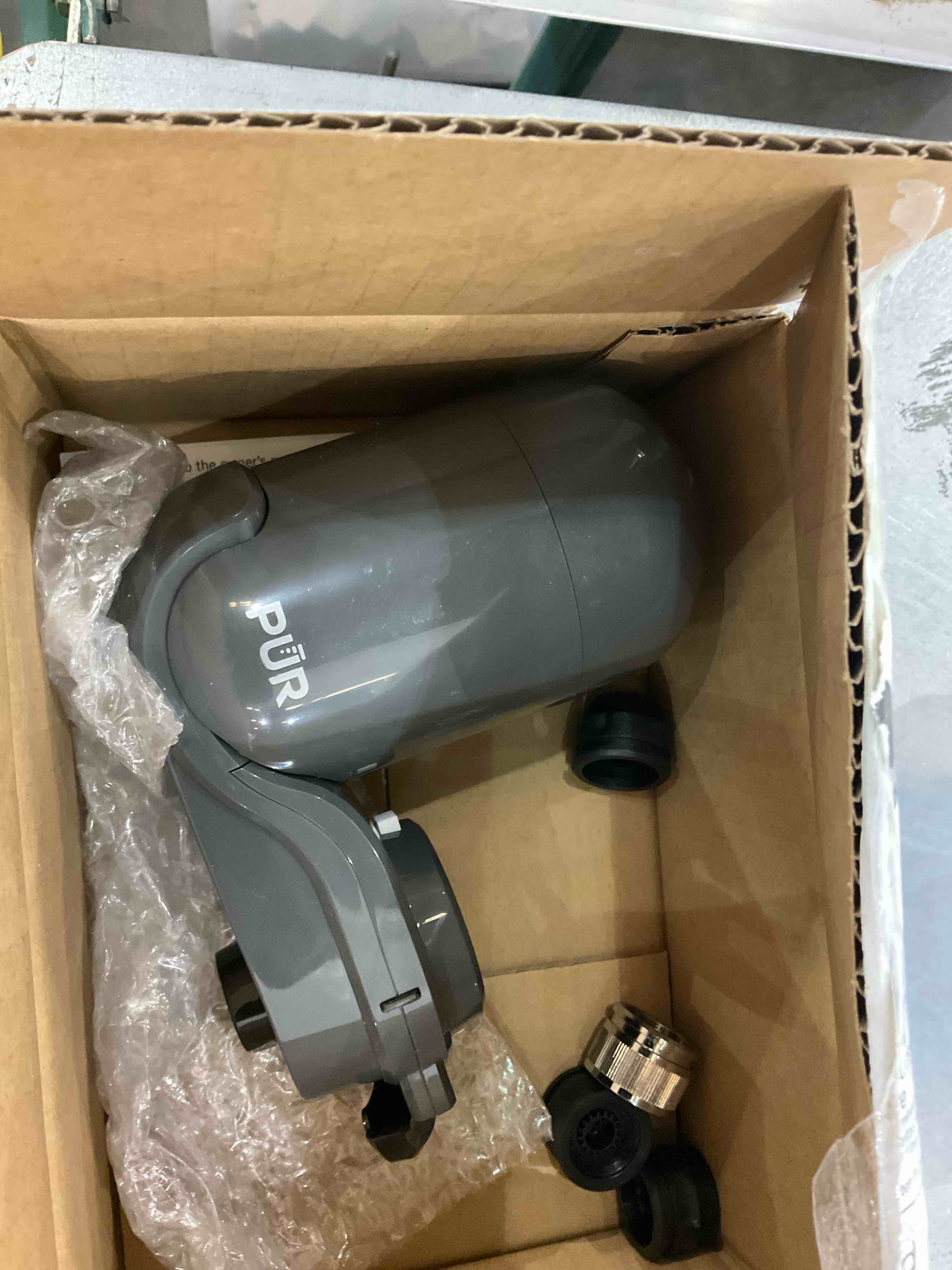 https://s3.amazonaws.com/lotting-images-prod/bidfta/EXS00757776_1702485036613.jpeg