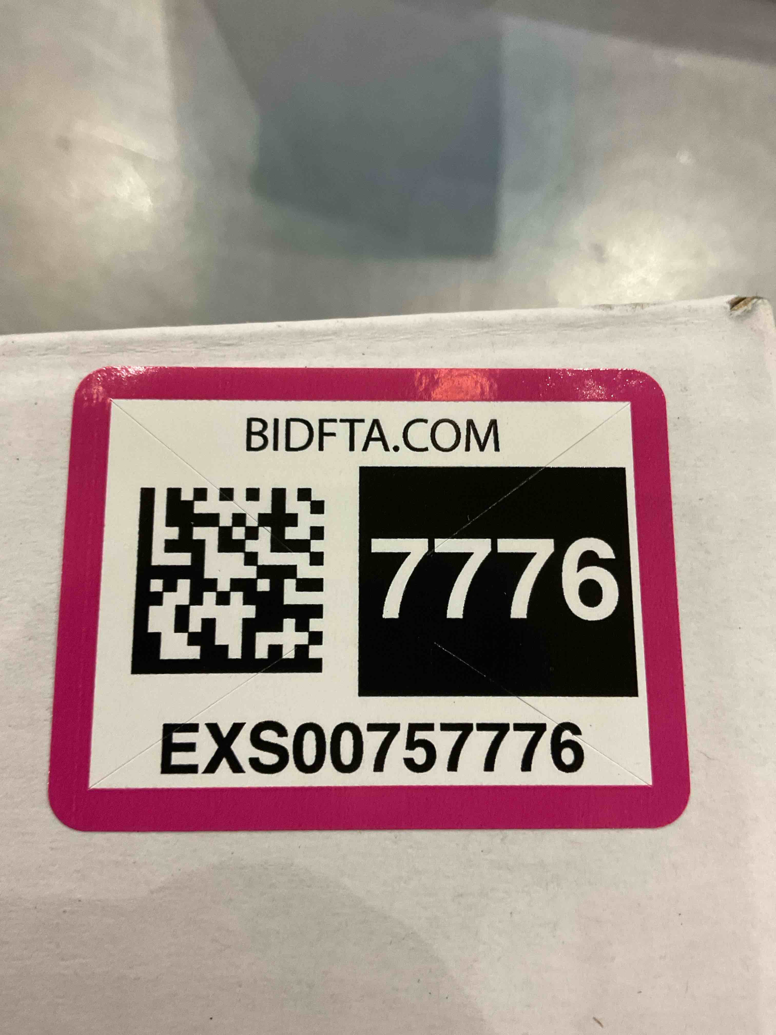 https://s3.amazonaws.com/lotting-images-prod/bidfta/EXS00757776_1702485104180.jpeg