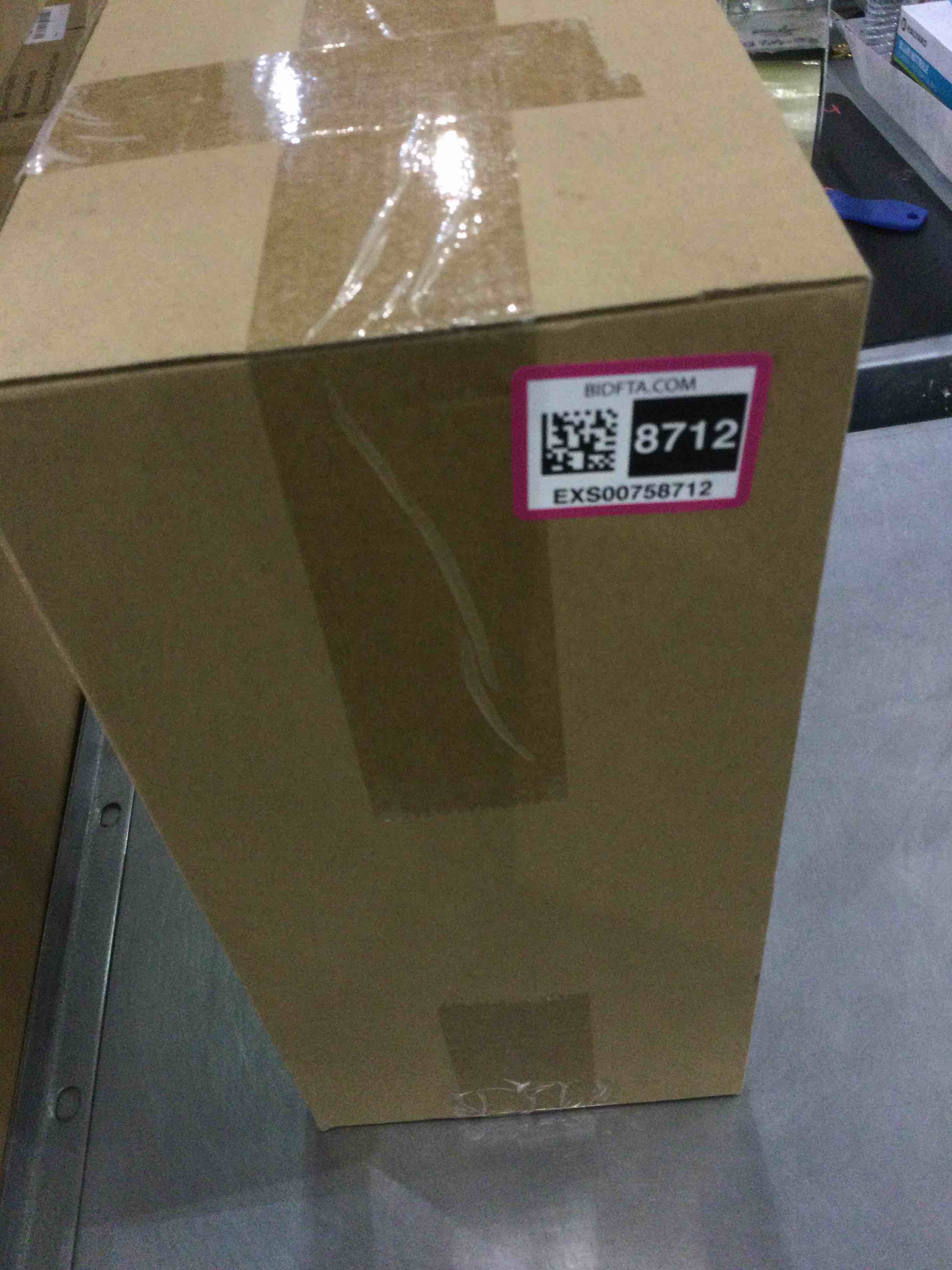 https://s3.amazonaws.com/lotting-images-prod/bidfta/EXS00758712_1702559023798.jpeg