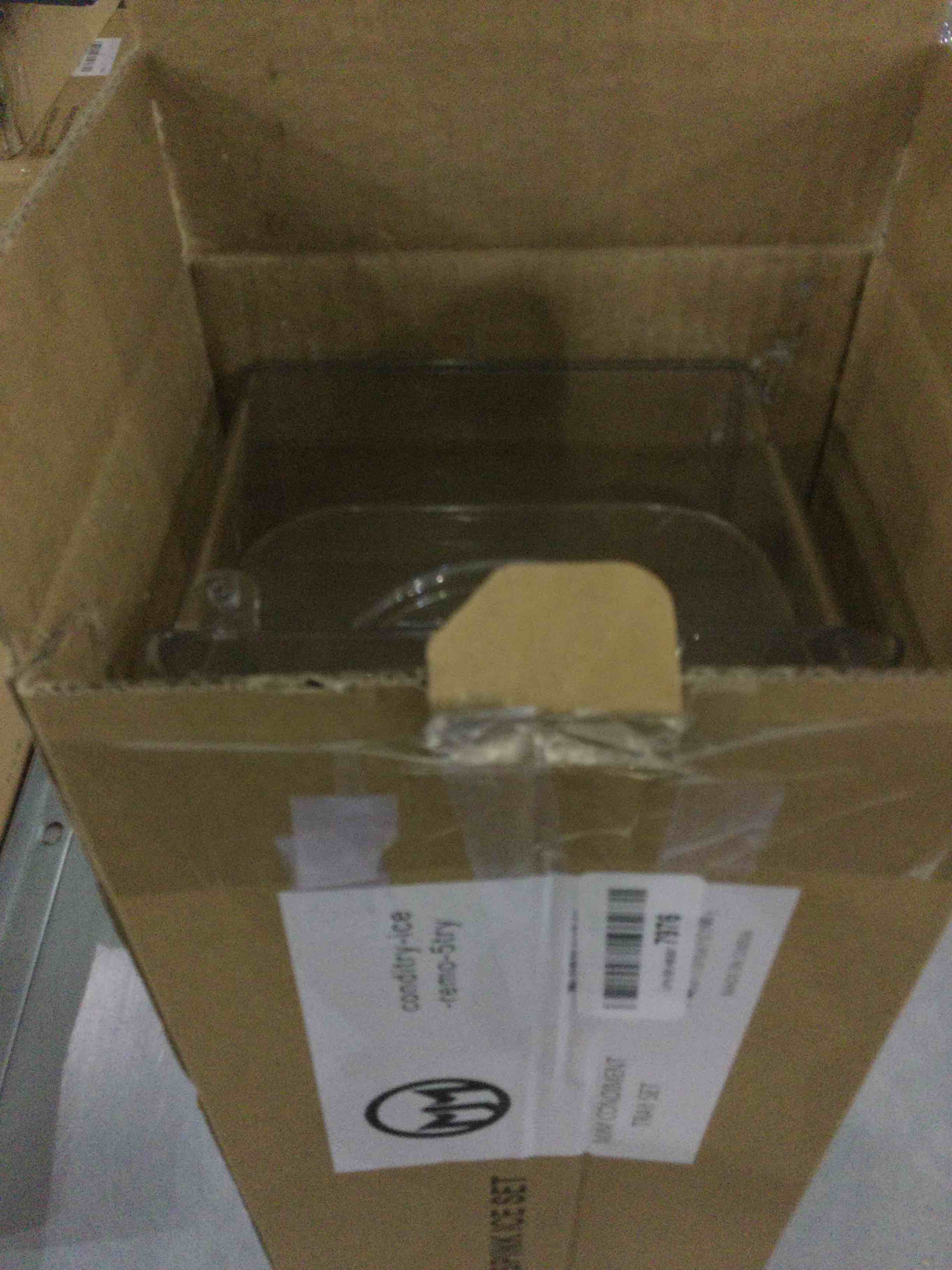 https://s3.amazonaws.com/lotting-images-prod/bidfta/EXS00758714_1702558869809.jpeg