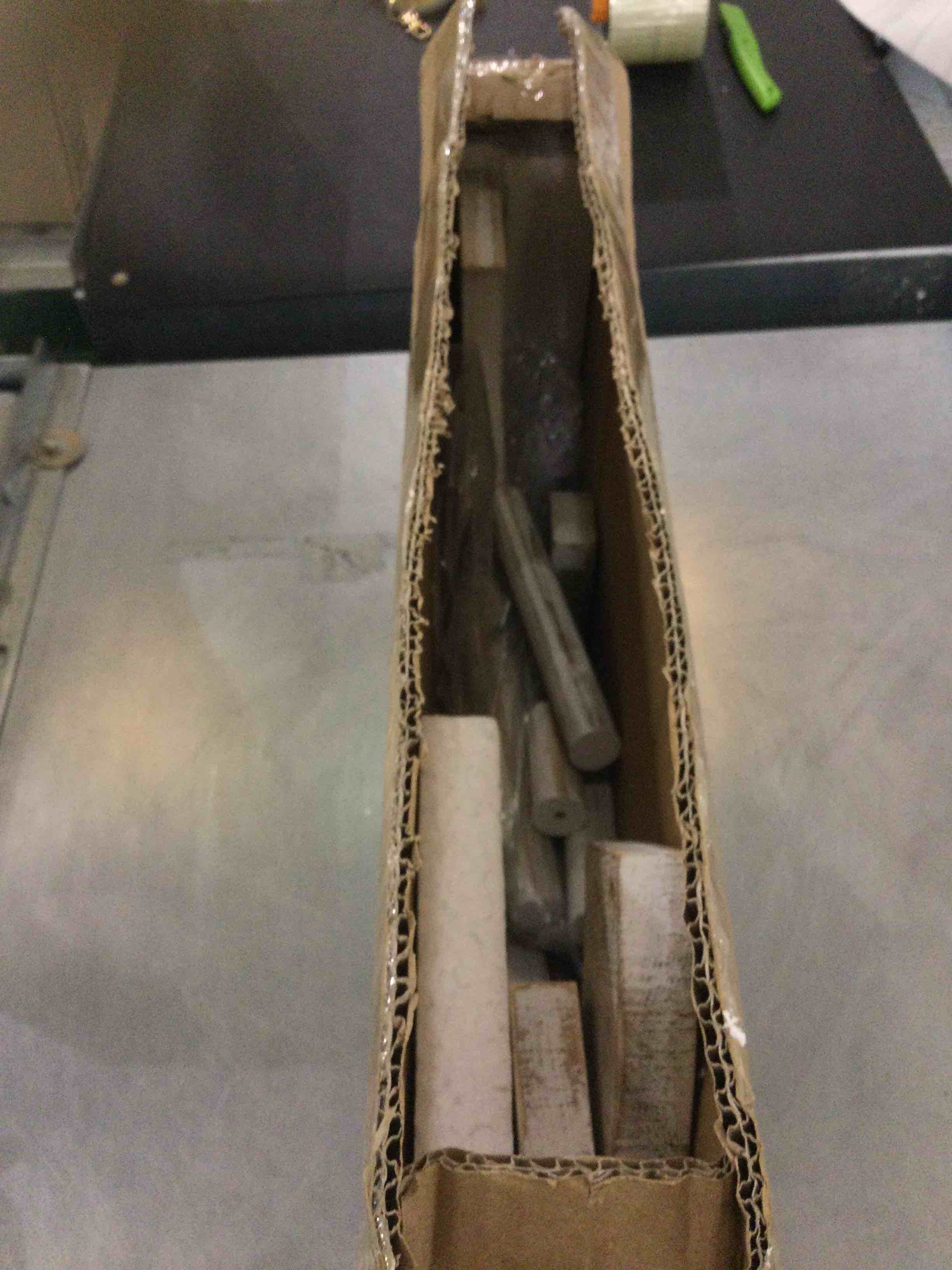 https://s3.amazonaws.com/lotting-images-prod/bidfta/EXS00758837_1702577847828.jpeg