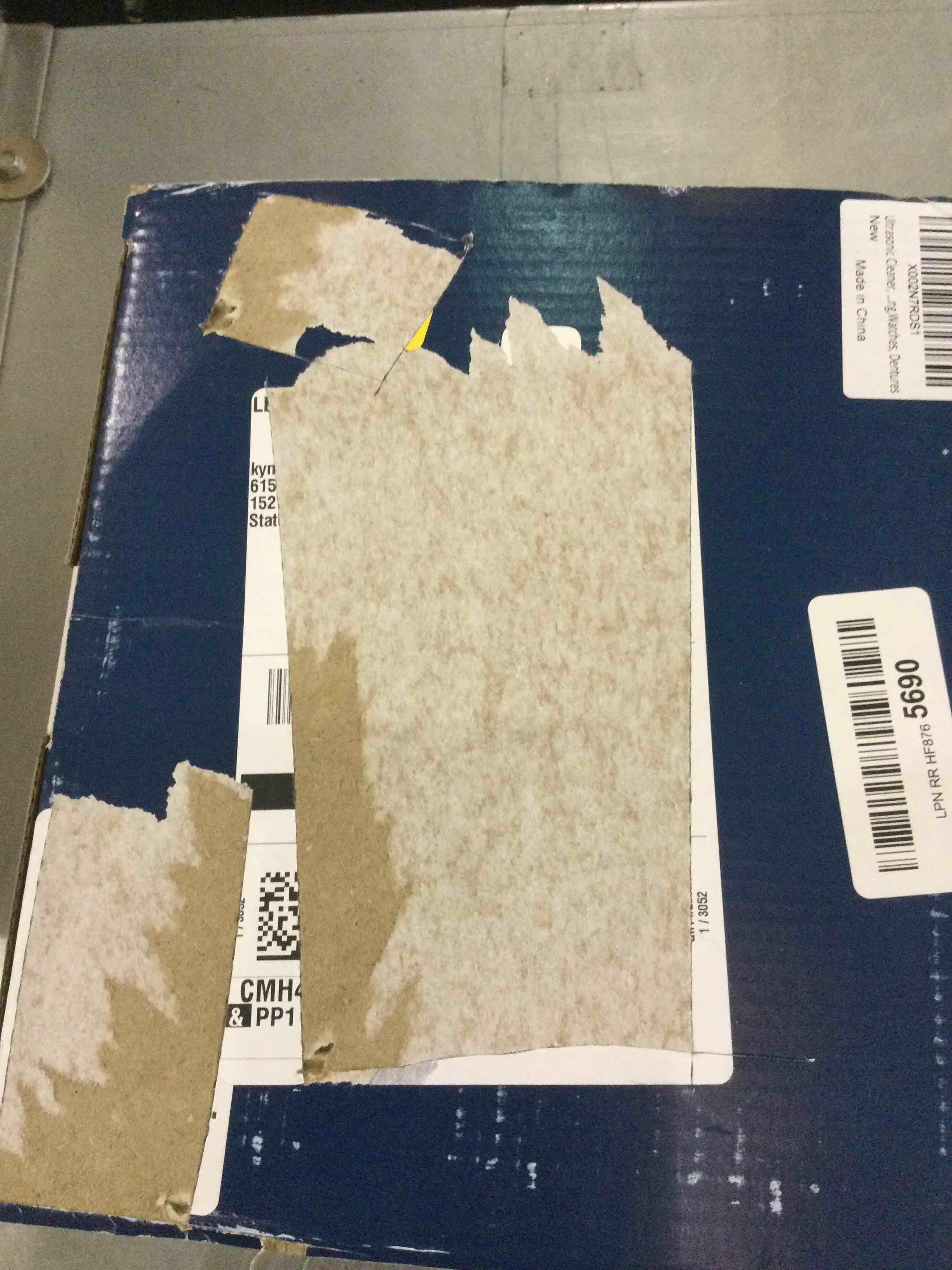 https://s3.amazonaws.com/lotting-images-prod/bidfta/EXS00758958_1702670851213.jpeg