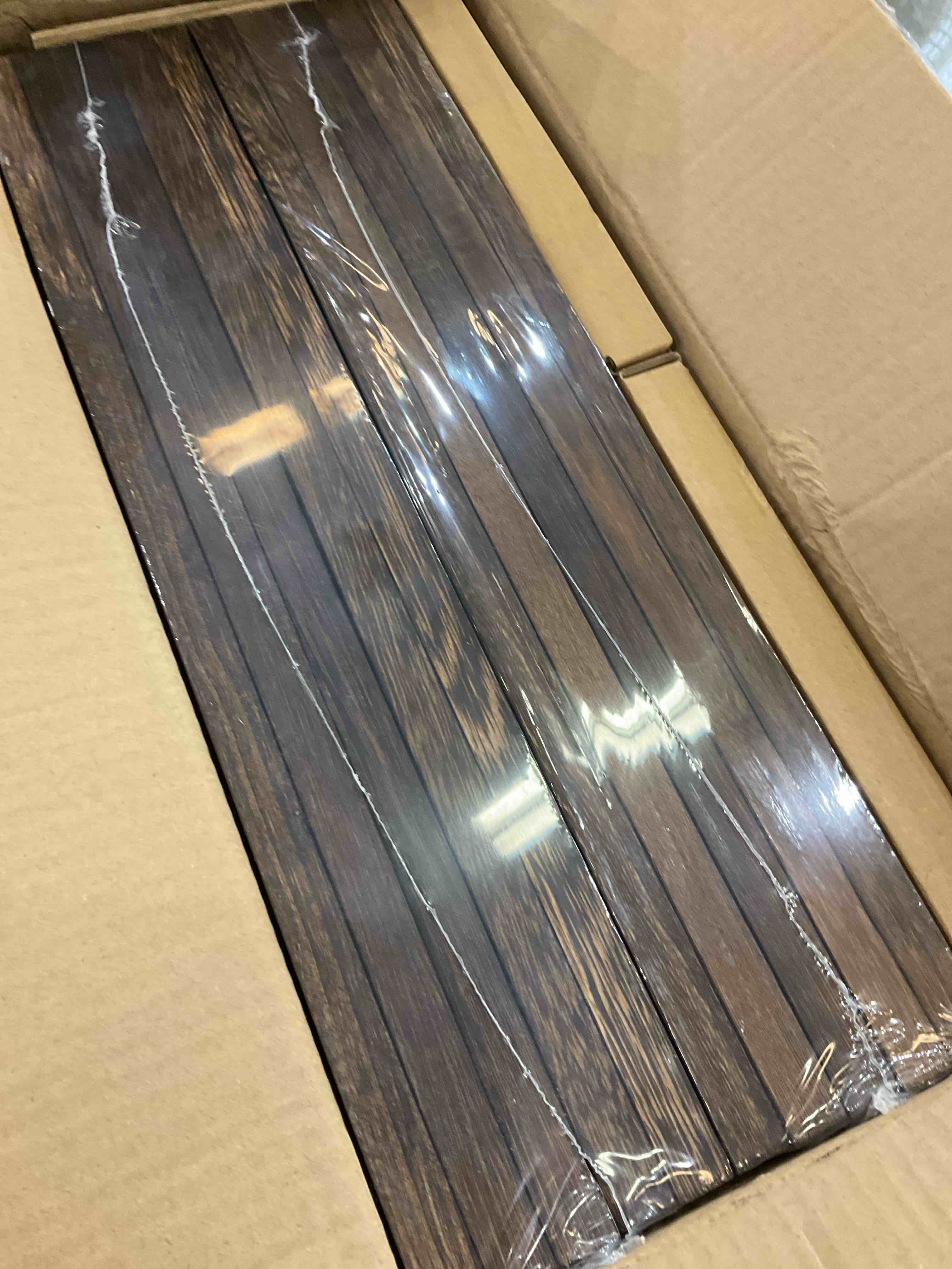 https://s3.amazonaws.com/lotting-images-prod/bidfta/EXS00759009_1702571124321.jpeg