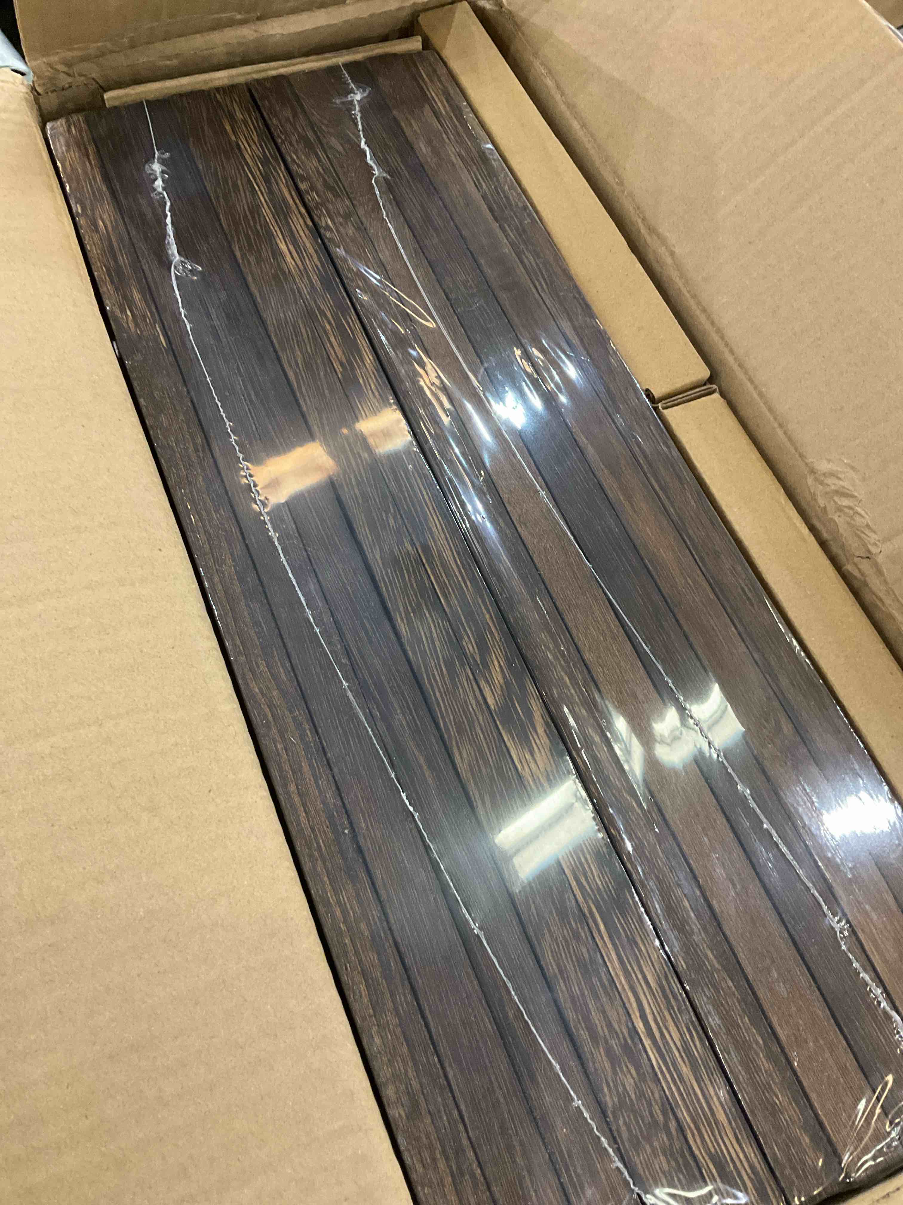 https://s3.amazonaws.com/lotting-images-prod/bidfta/EXS00759009_1702571126392.jpeg