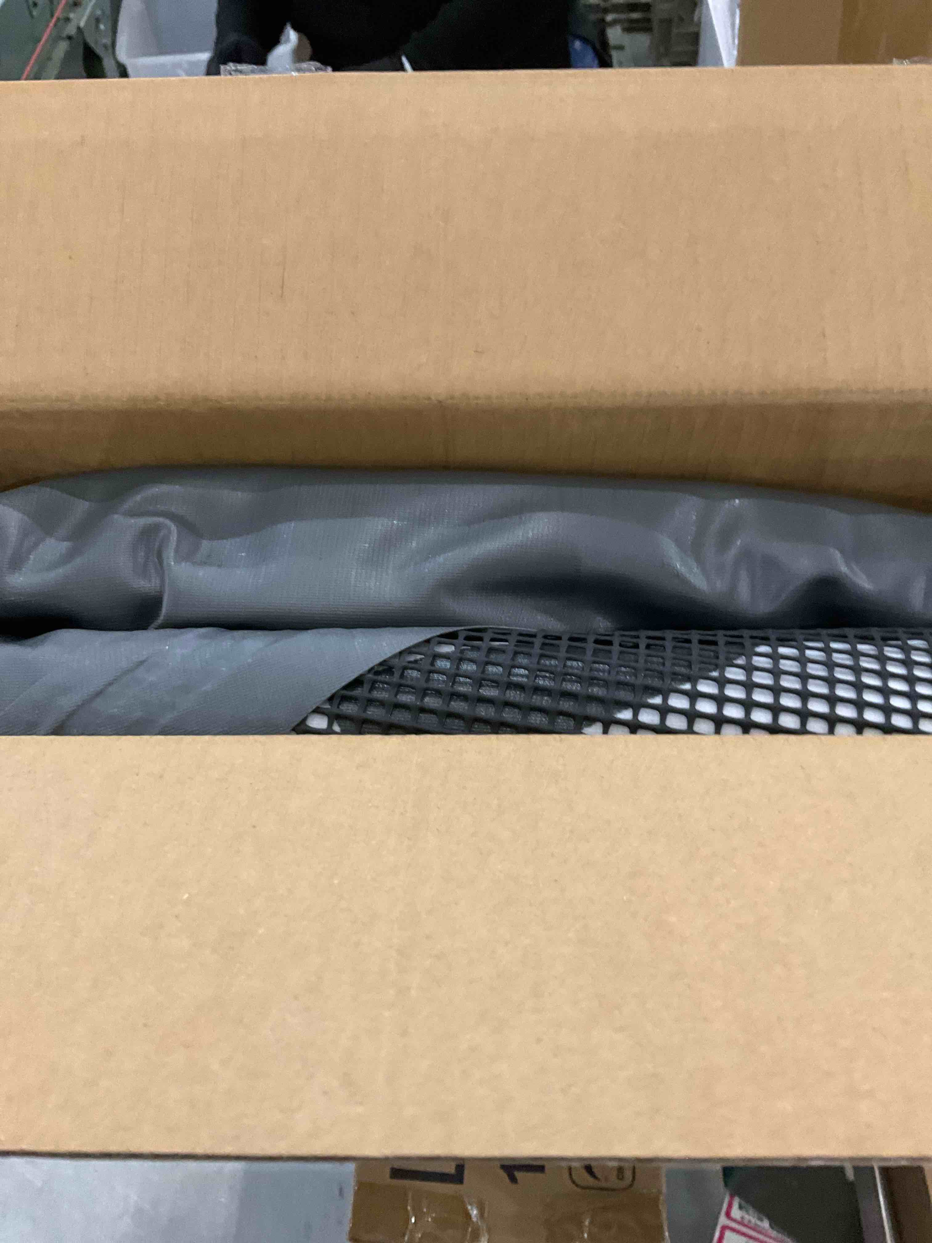 https://s3.amazonaws.com/lotting-images-prod/bidfta/EXS00759051_1702579628608.jpeg