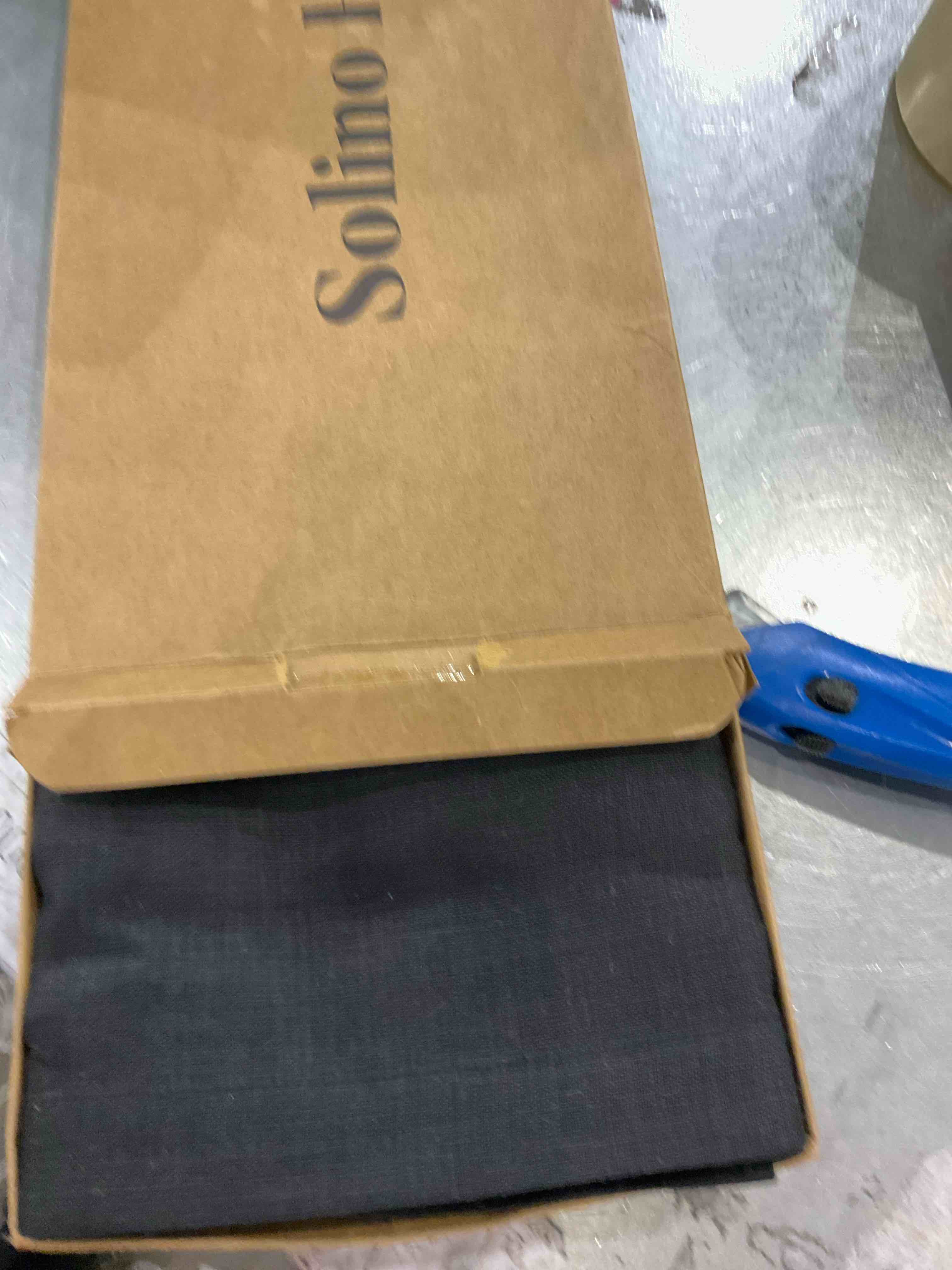 https://s3.amazonaws.com/lotting-images-prod/bidfta/EXS00759393_1702988920012.jpeg