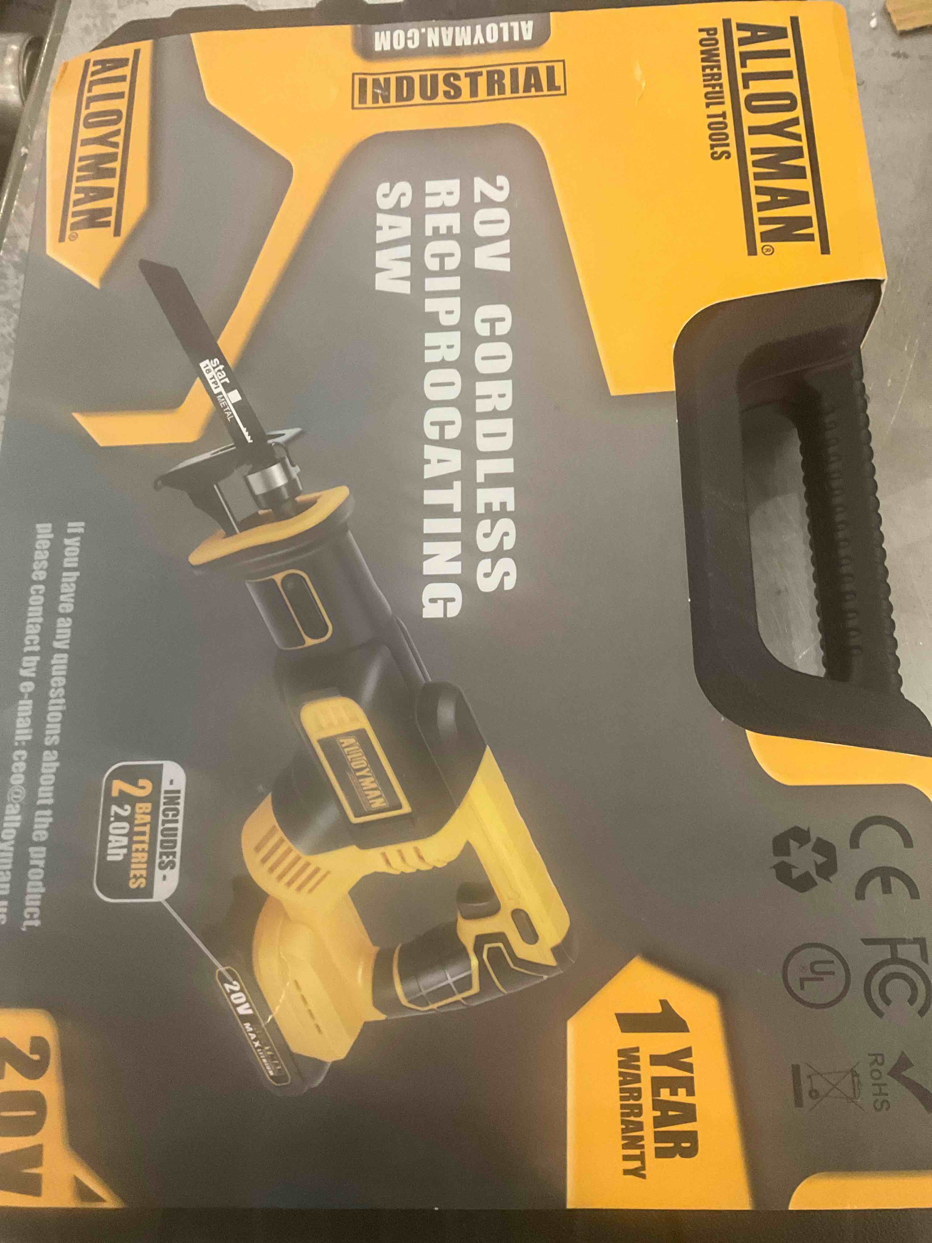 https://s3.amazonaws.com/lotting-images-prod/bidfta/EXS00759515_1702670921360.jpeg