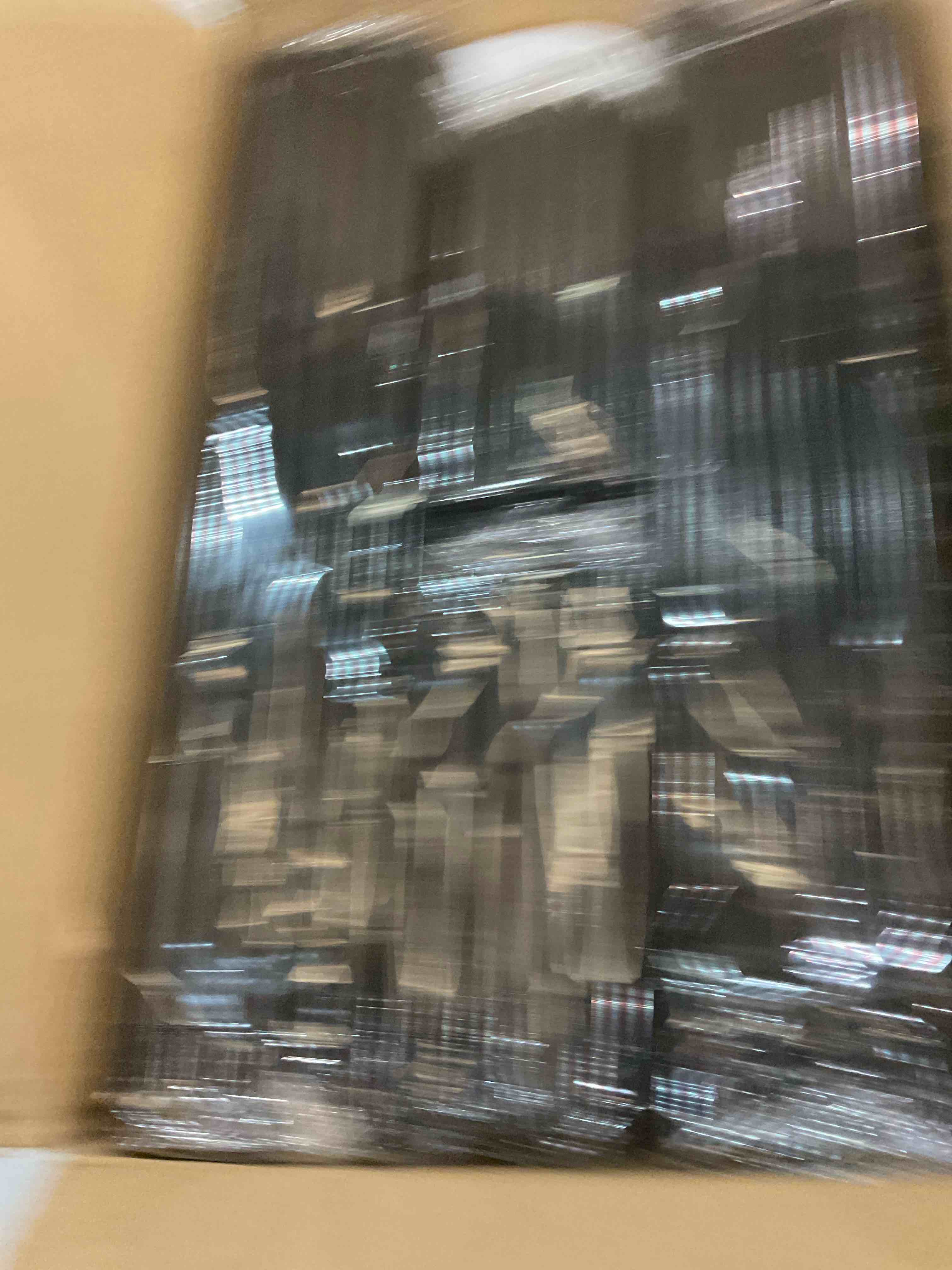https://s3.amazonaws.com/lotting-images-prod/bidfta/EXS00760015_1701199326819.jpeg