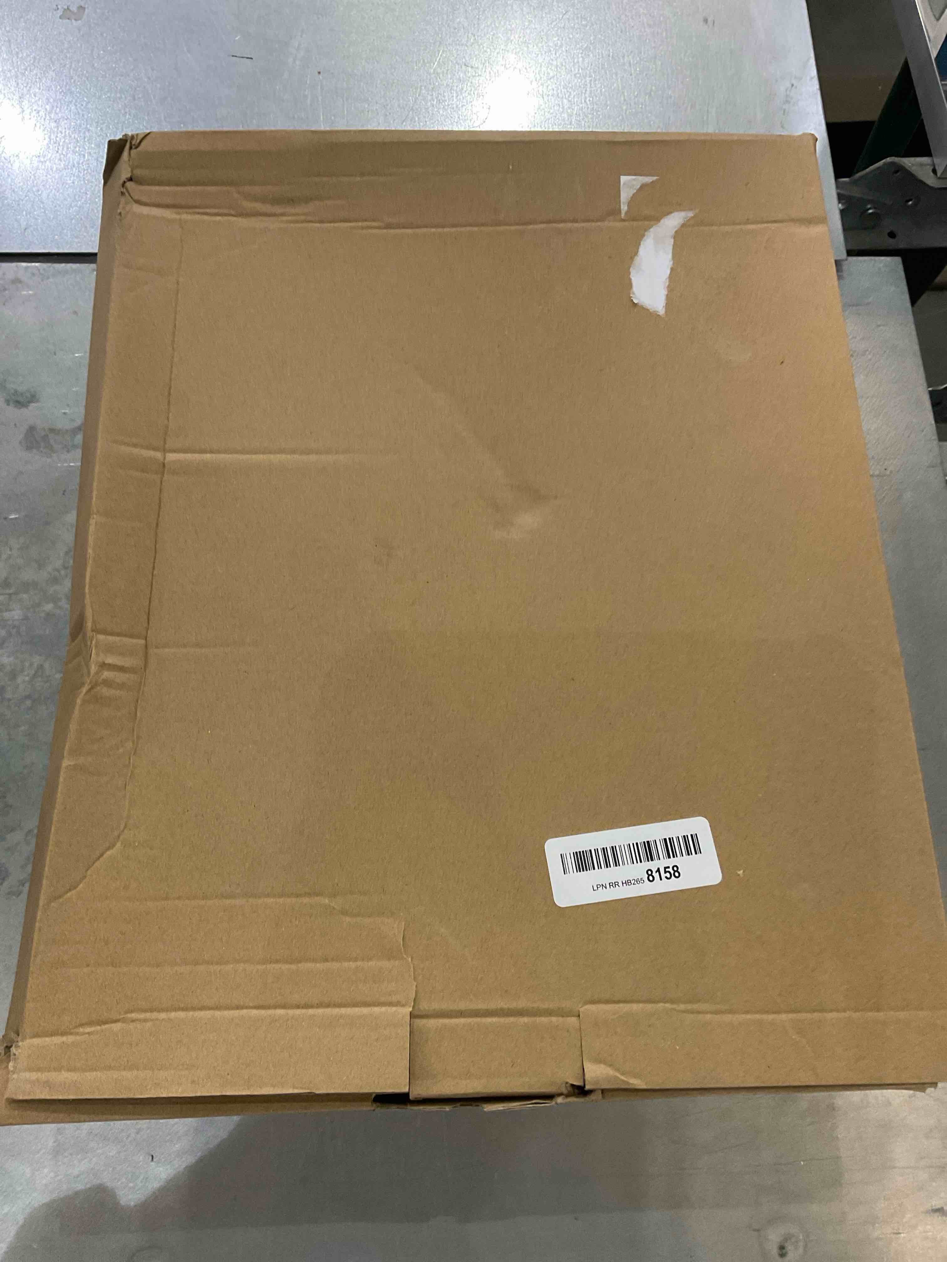 https://s3.amazonaws.com/lotting-images-prod/bidfta/EXS00760249_1701357595401.jpeg