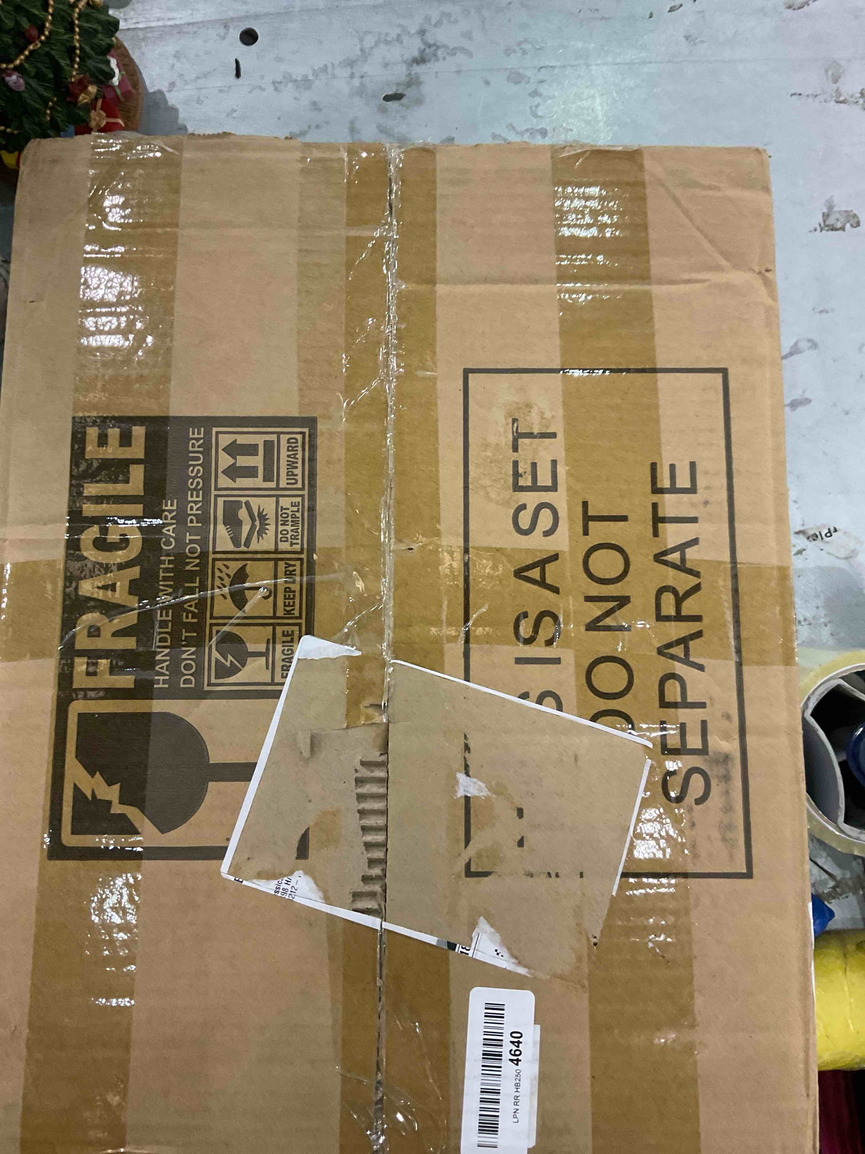 https://s3.amazonaws.com/lotting-images-prod/bidfta/EXS00761519_1700682441390.jpeg