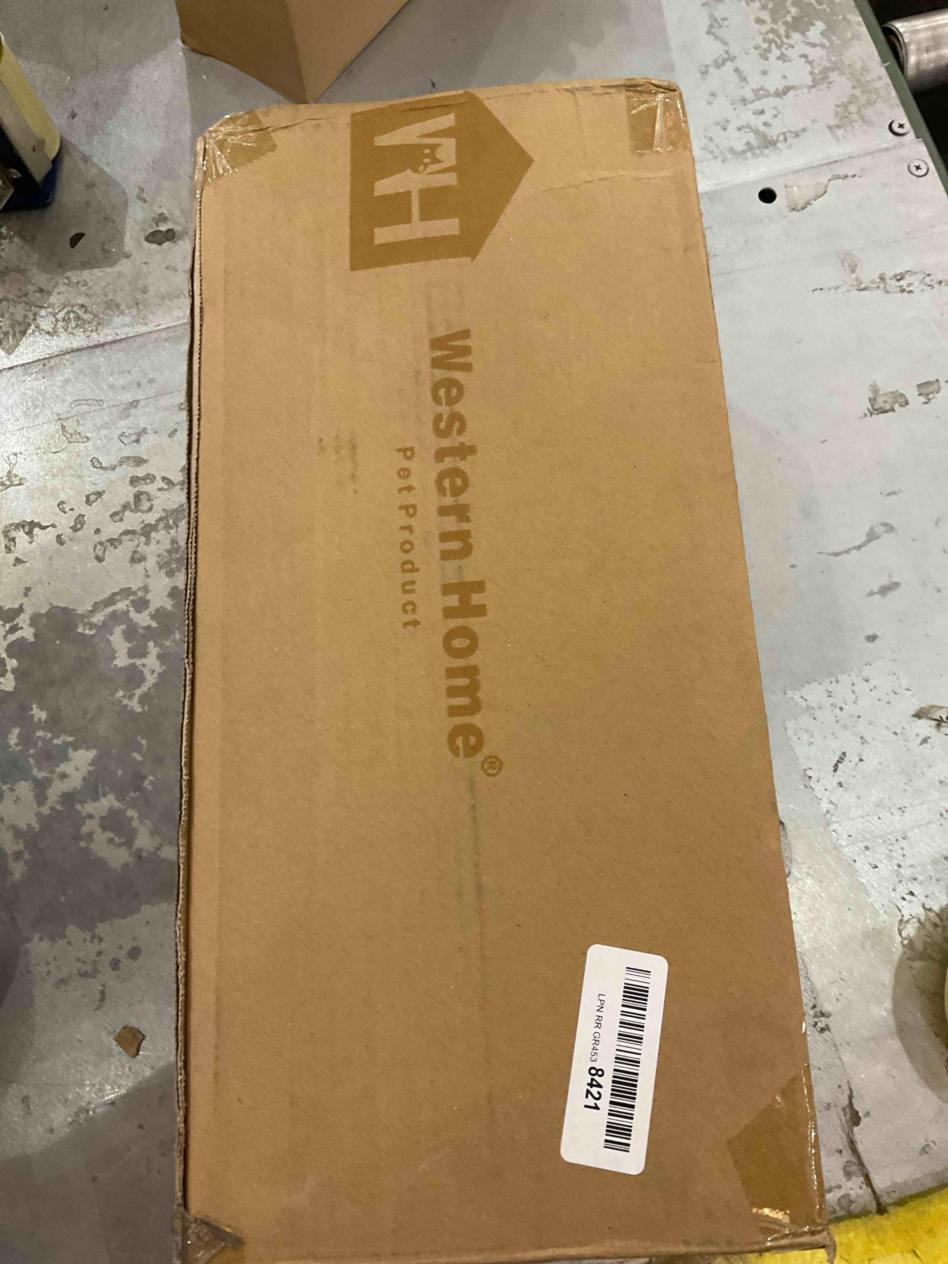 https://s3.amazonaws.com/lotting-images-prod/bidfta/EXS00761625_1701107909723.jpeg