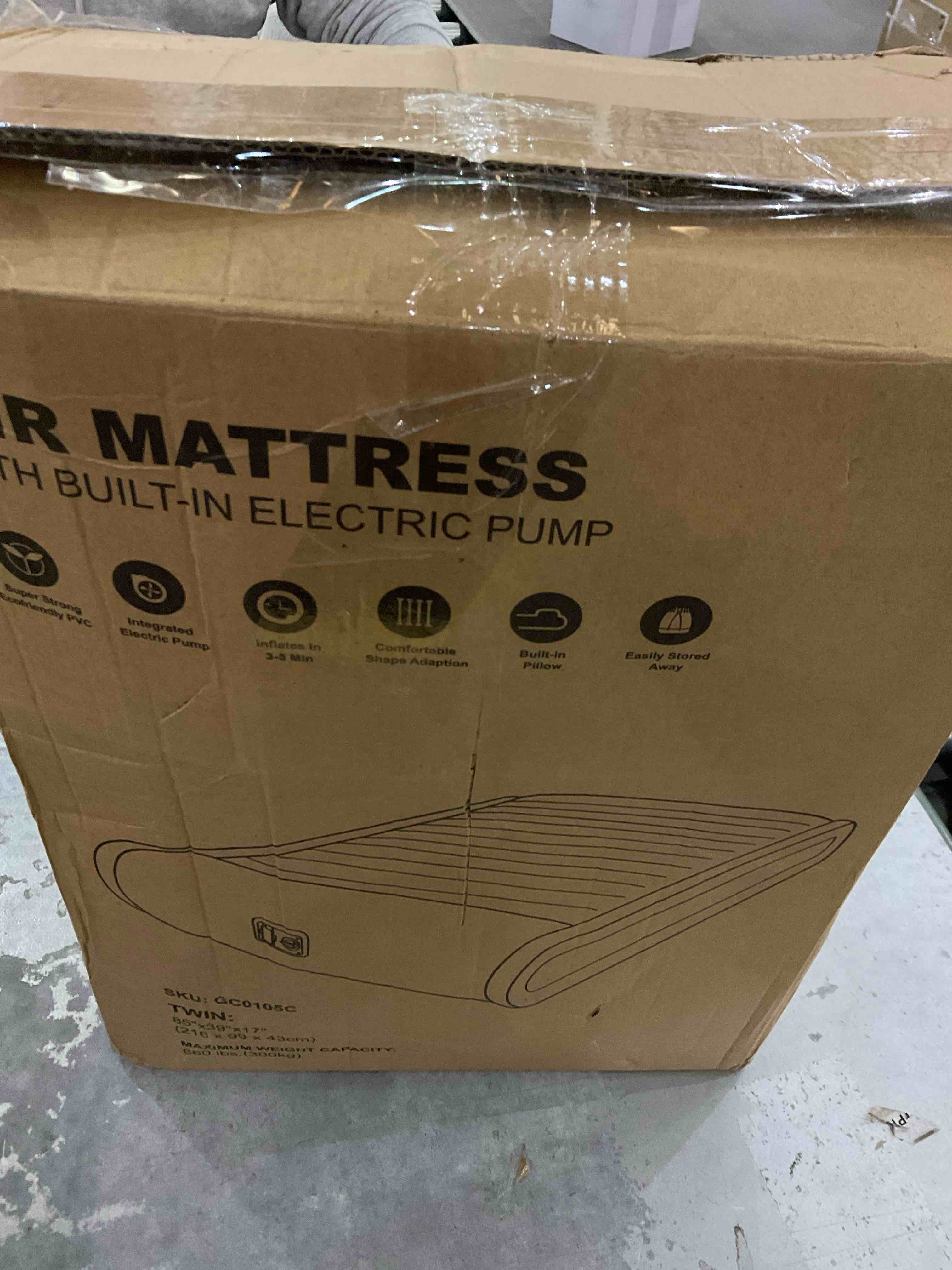 https://s3.amazonaws.com/lotting-images-prod/bidfta/EXS00761648_1701114388179.jpeg