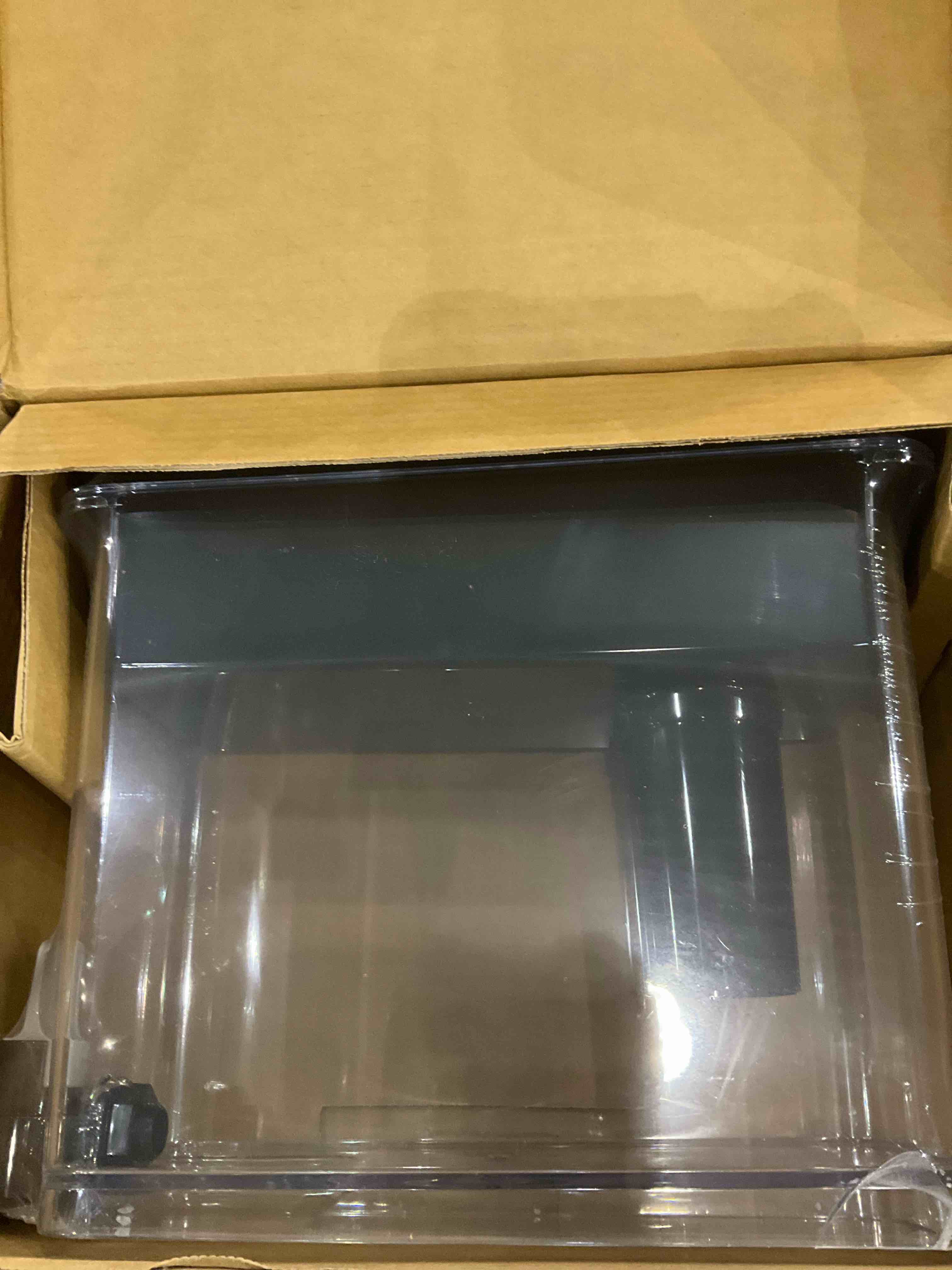 https://s3.amazonaws.com/lotting-images-prod/bidfta/EXS00763415_1702557455504.jpeg