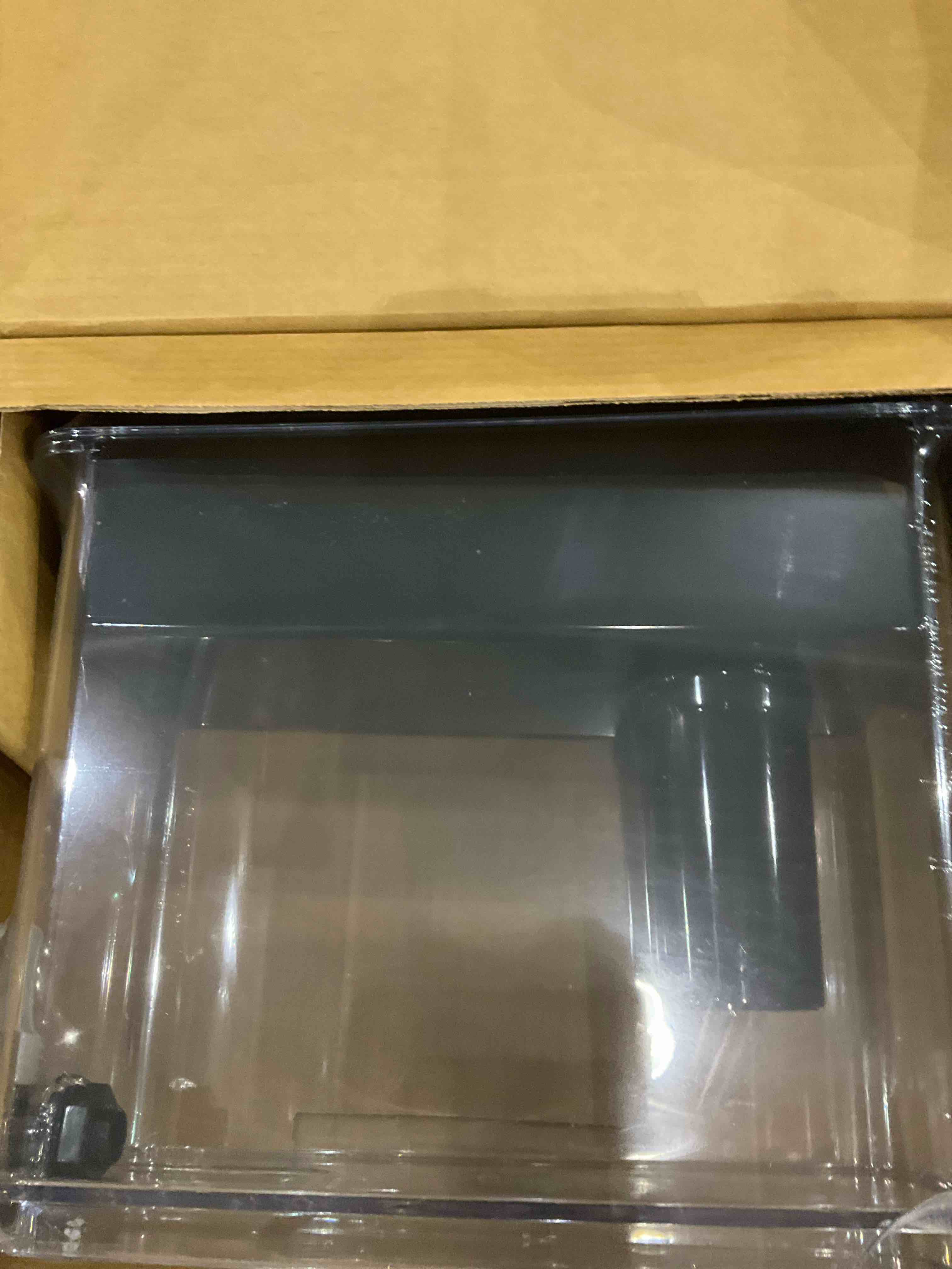 https://s3.amazonaws.com/lotting-images-prod/bidfta/EXS00763415_1702557460261.jpeg
