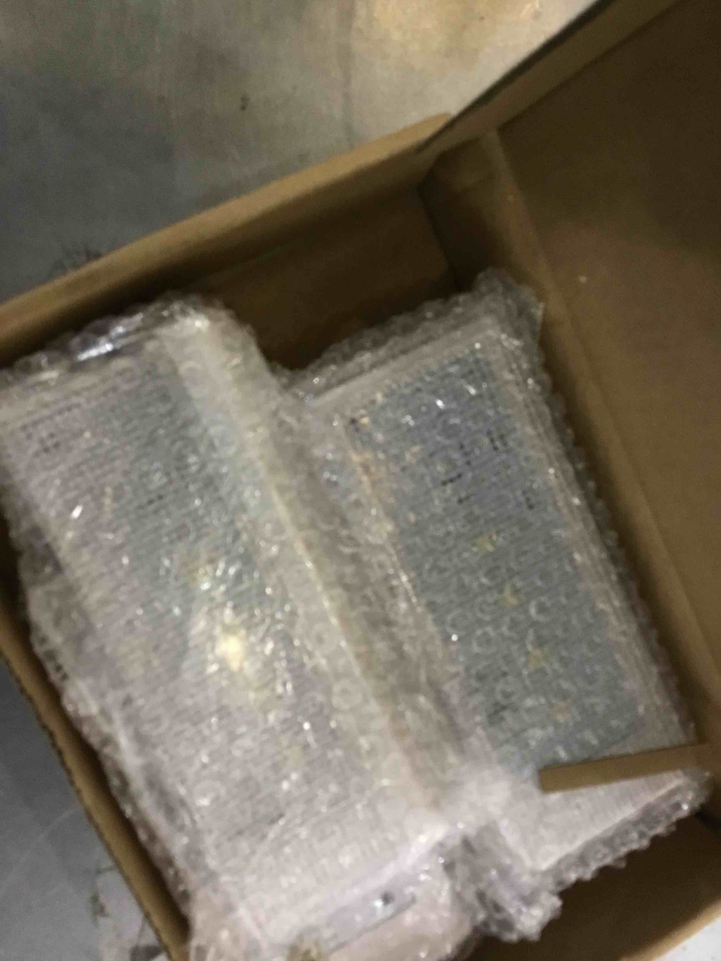 https://s3.amazonaws.com/lotting-images-prod/bidfta/EXS00763607_1703009223490.jpeg