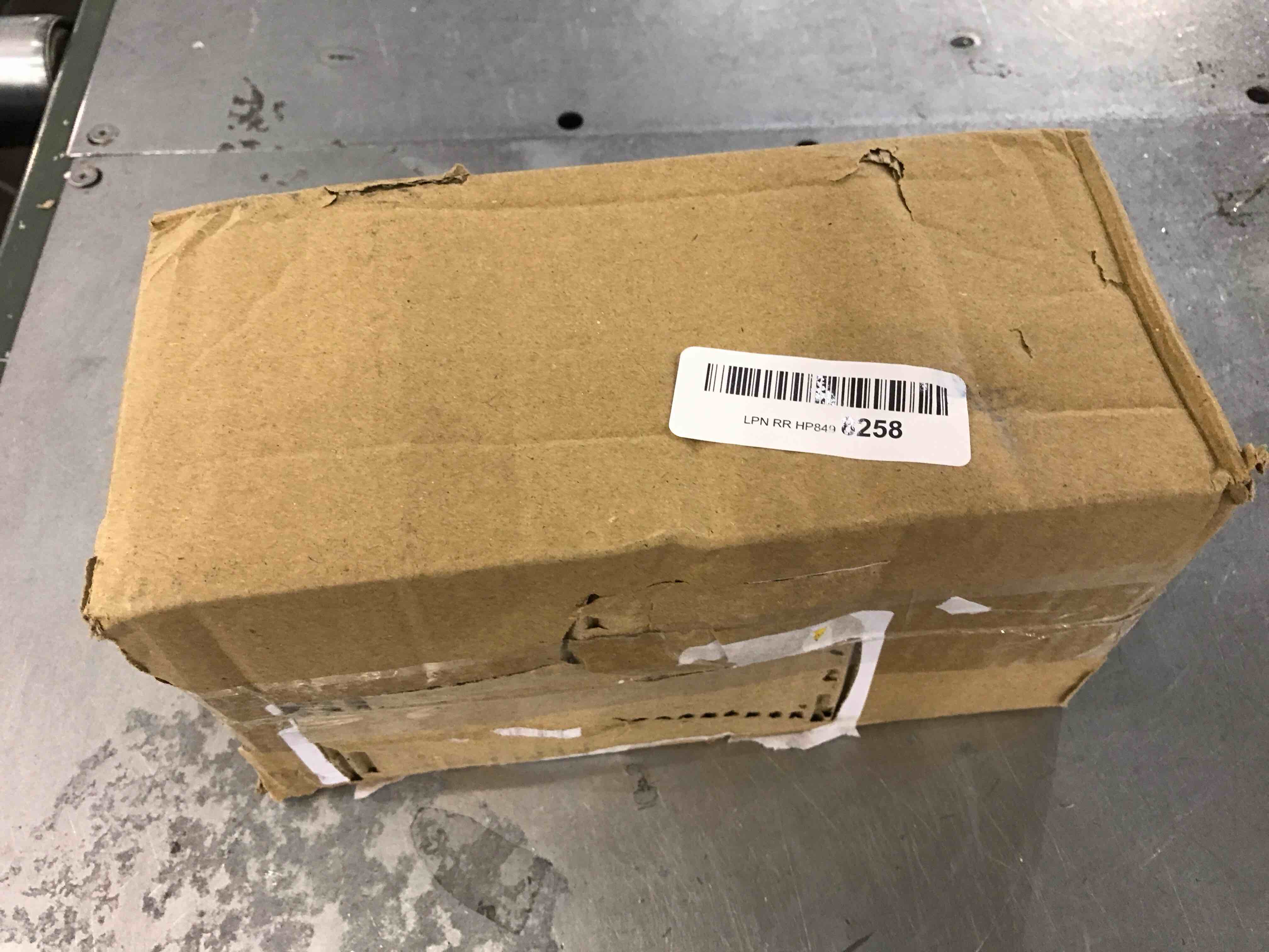 https://s3.amazonaws.com/lotting-images-prod/bidfta/EXS00763766_1704717185621.jpeg