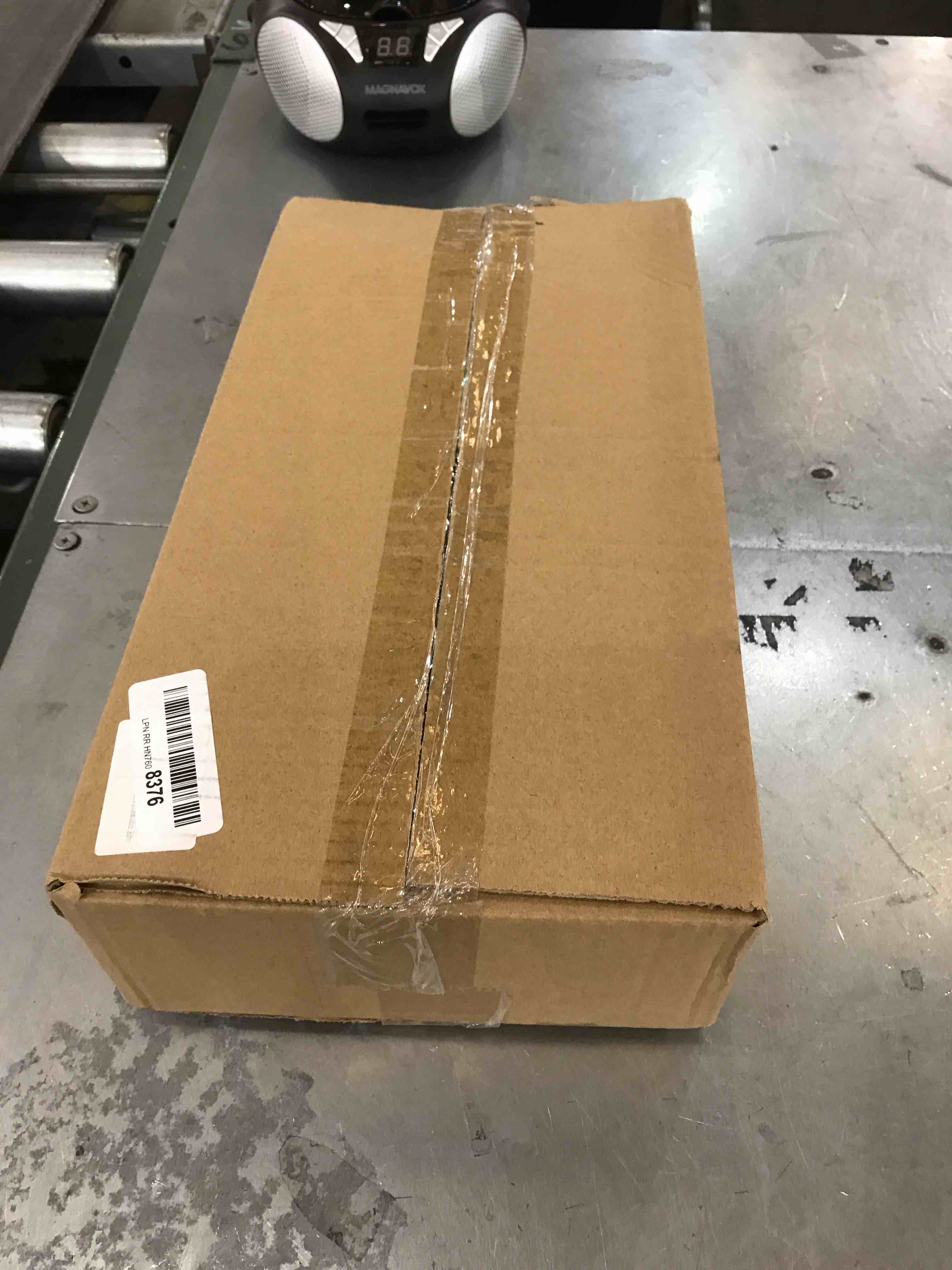https://s3.amazonaws.com/lotting-images-prod/bidfta/EXS00763855_1704731722617.jpeg