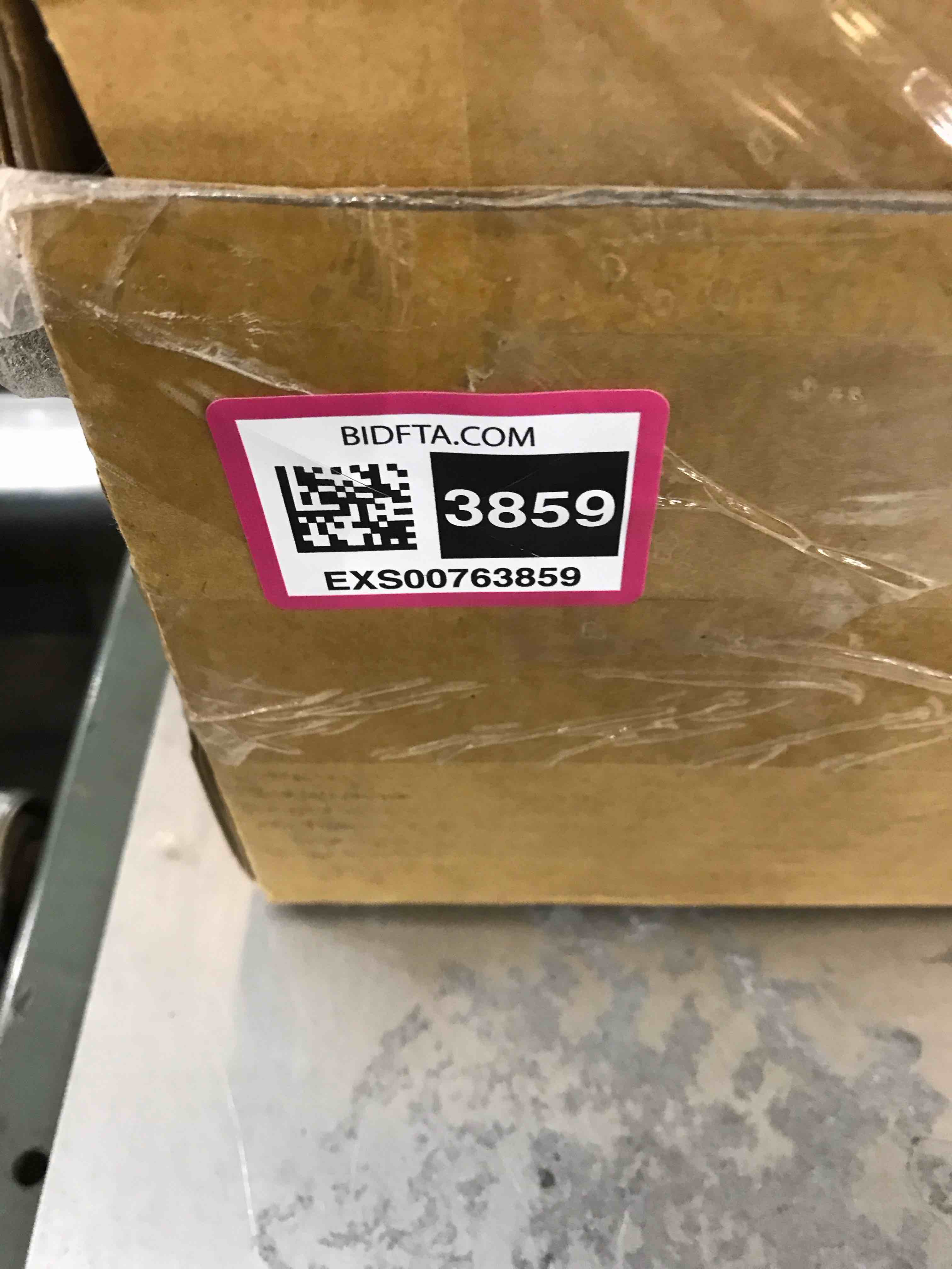 https://s3.amazonaws.com/lotting-images-prod/bidfta/EXS00763859_1704732380309.jpeg