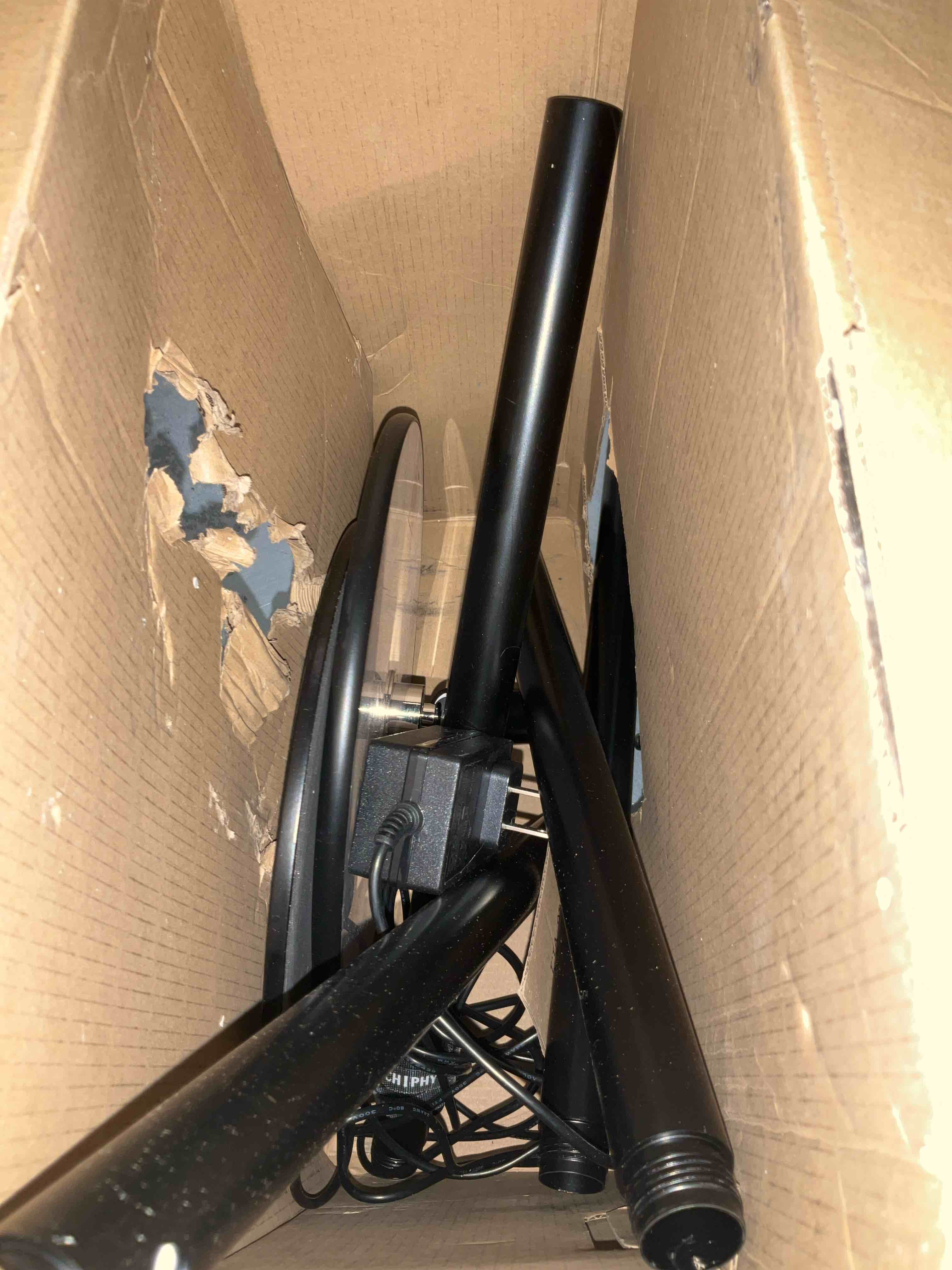 https://s3.amazonaws.com/lotting-images-prod/bidfta/EXS00764095_1700665677812.jpeg