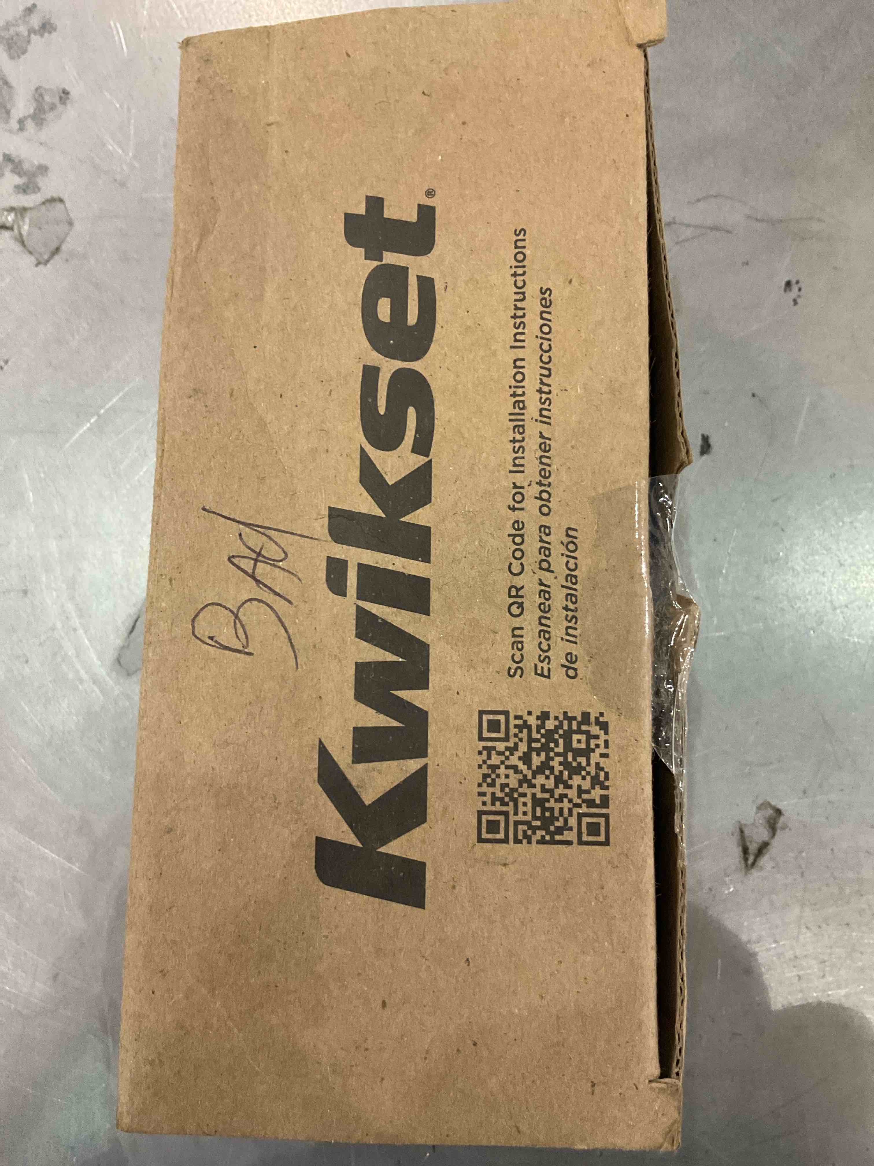 https://s3.amazonaws.com/lotting-images-prod/bidfta/EXS00764108_1700667885239.jpeg