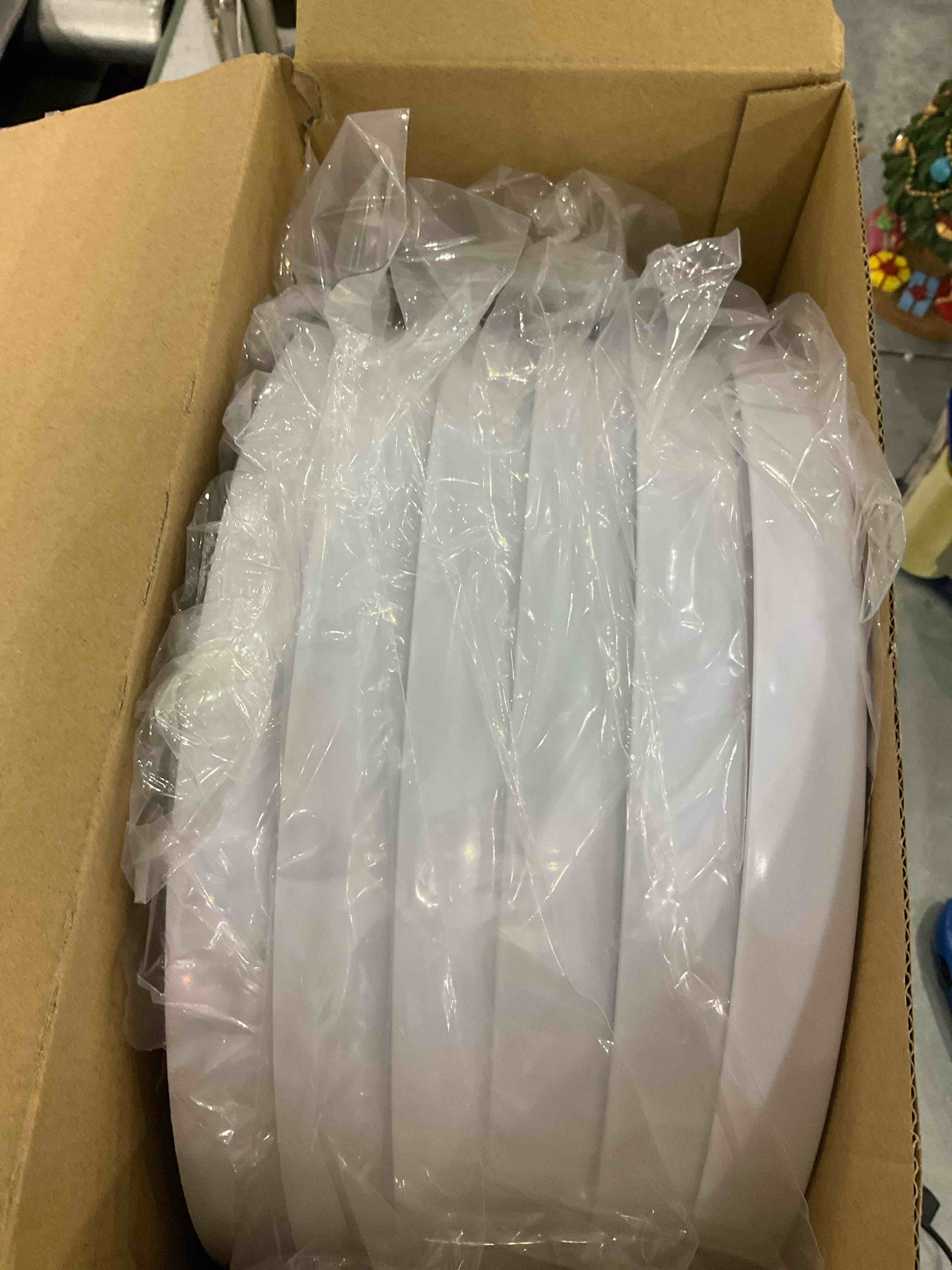 https://s3.amazonaws.com/lotting-images-prod/bidfta/EXS00764143_1700675510719.jpeg