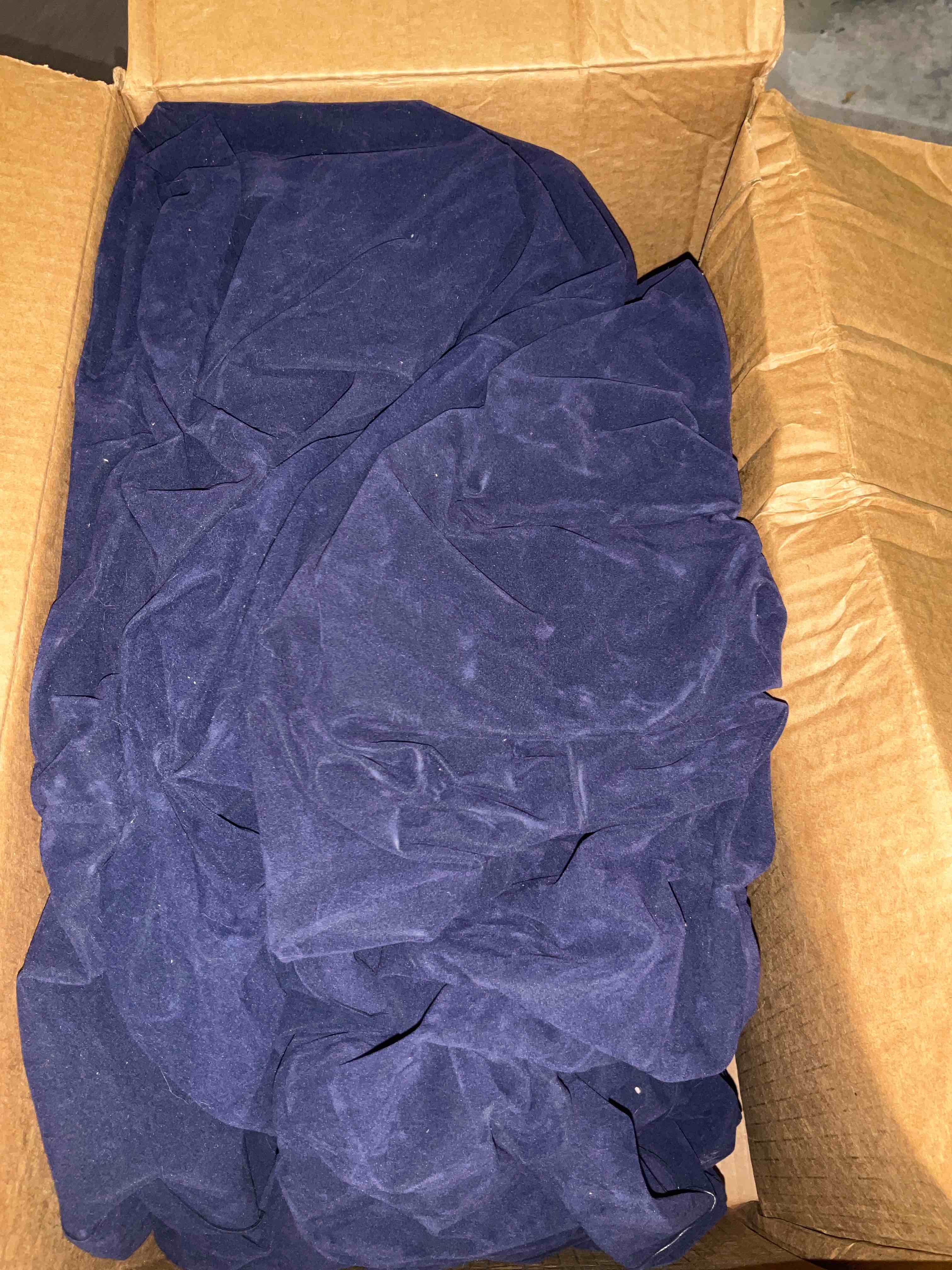https://s3.amazonaws.com/lotting-images-prod/bidfta/EXS00764439_1701262104031.jpeg