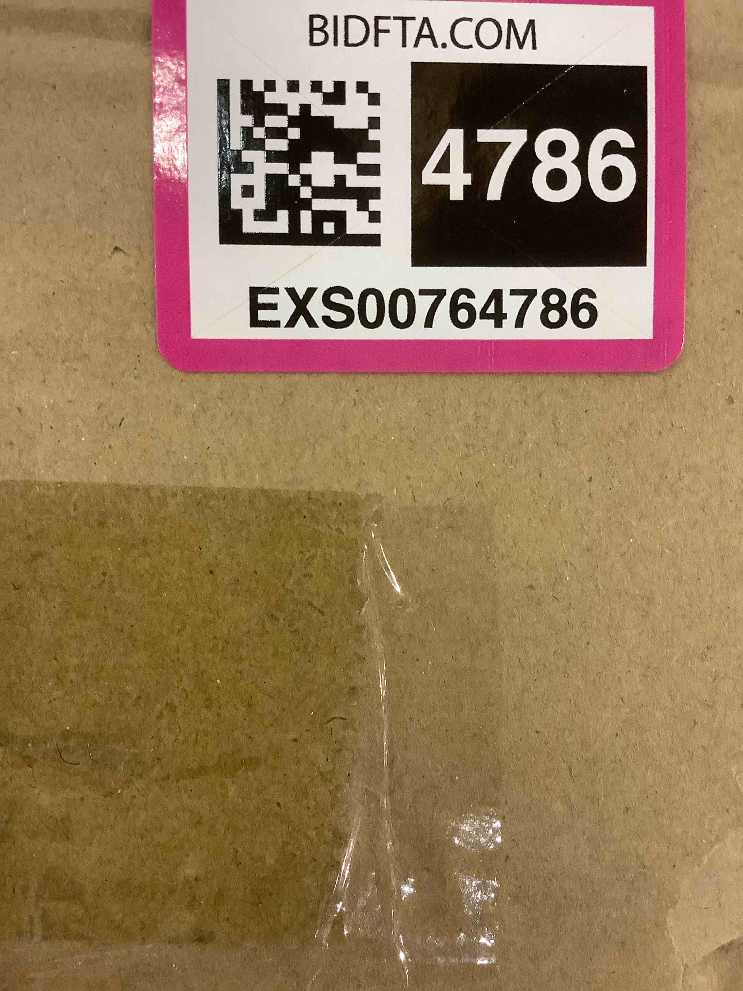 https://s3.amazonaws.com/lotting-images-prod/bidfta/EXS00764786_1701265405153.jpeg