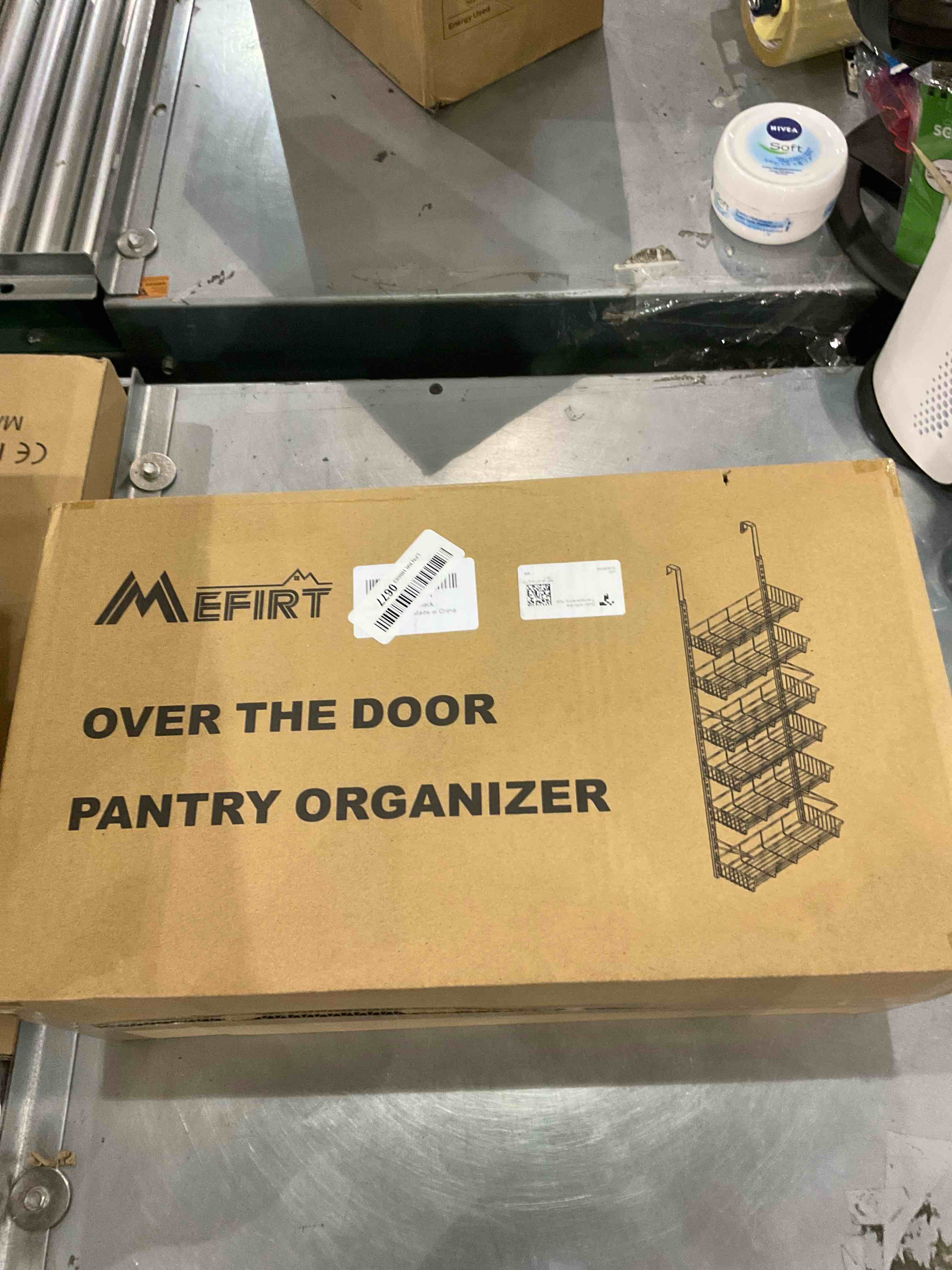 https://s3.amazonaws.com/lotting-images-prod/bidfta/EXS00765066_1700661023463.jpeg