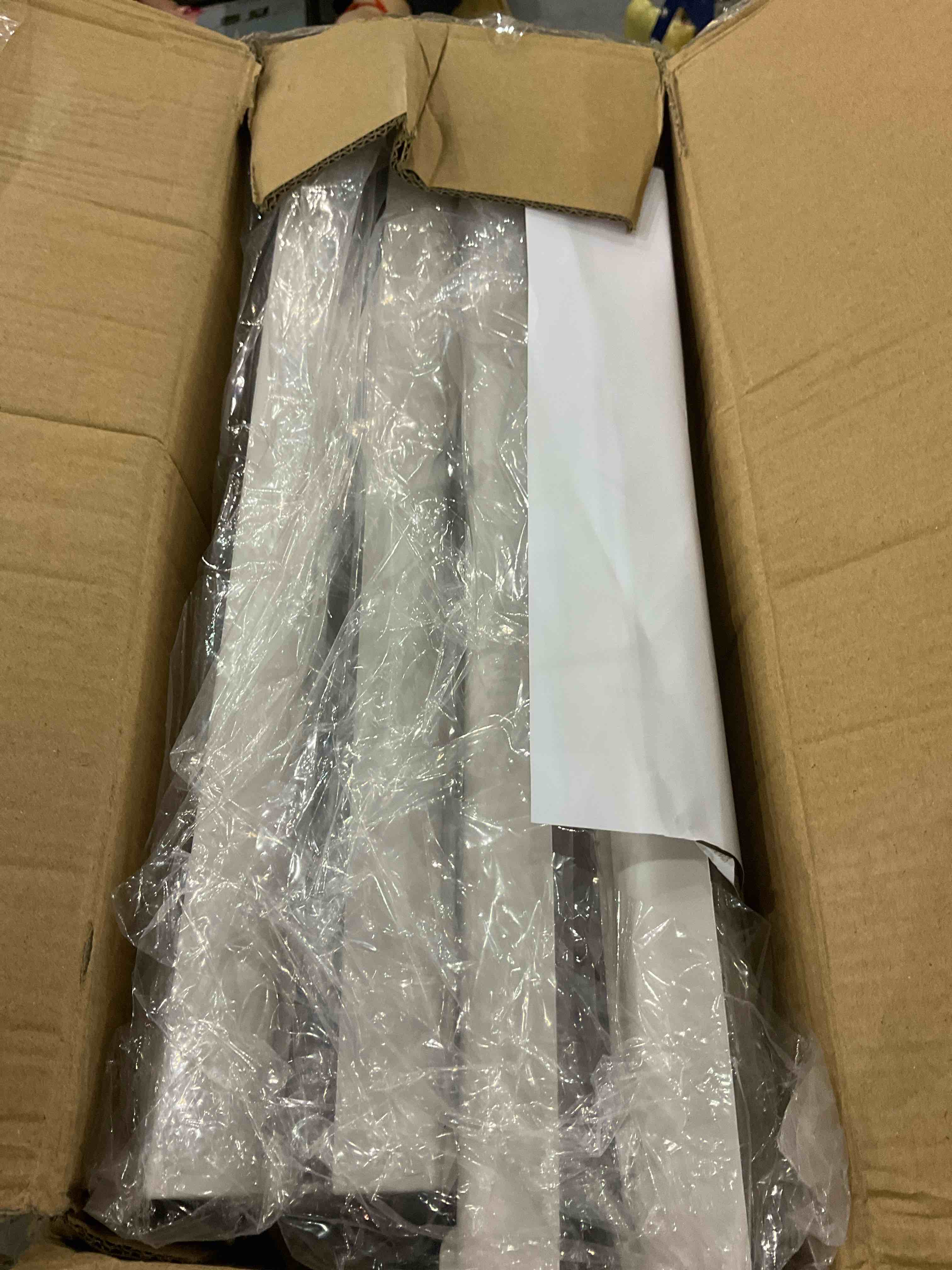 https://s3.amazonaws.com/lotting-images-prod/bidfta/EXS00765090_1700664366073.jpeg
