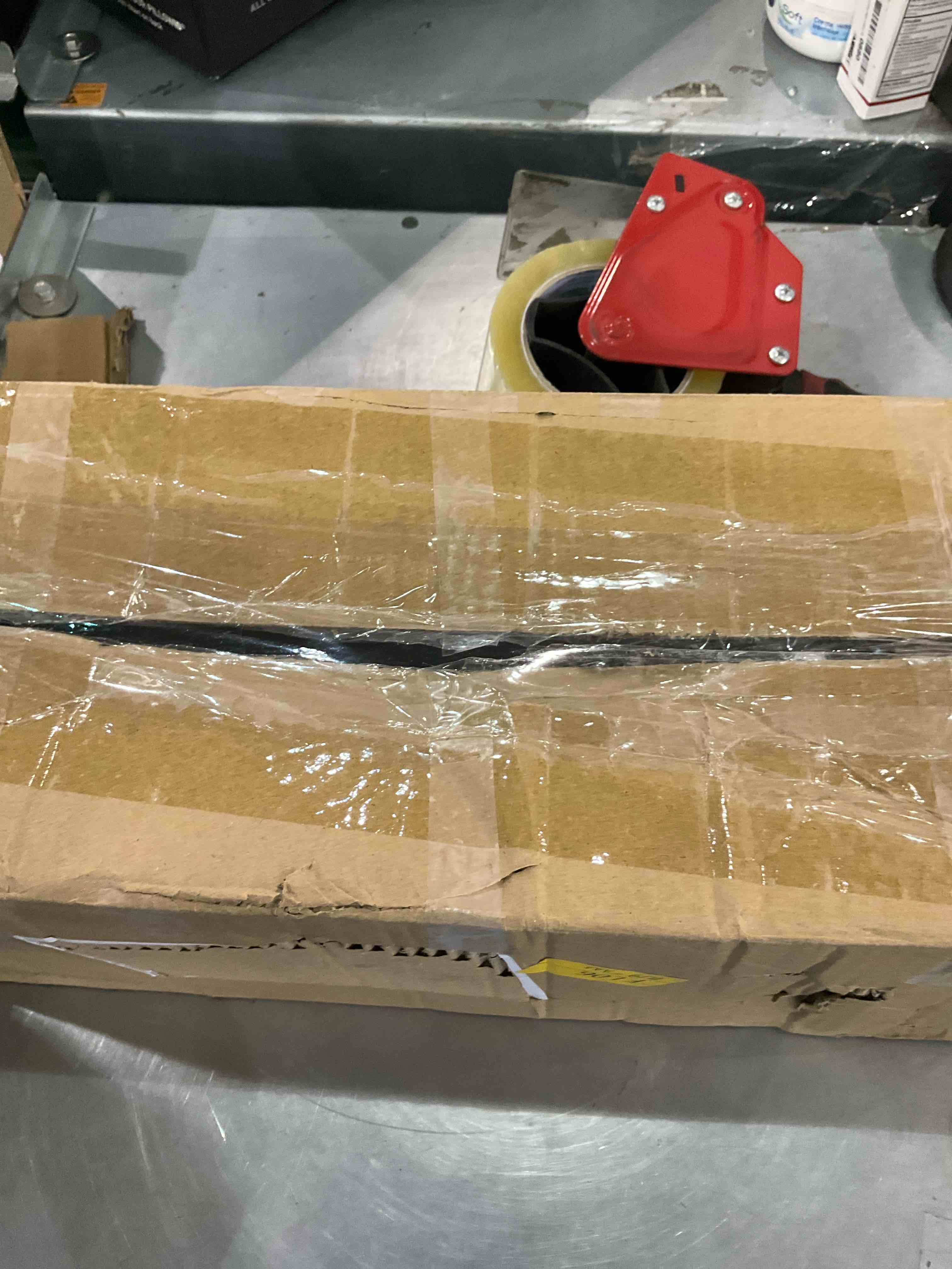 https://s3.amazonaws.com/lotting-images-prod/bidfta/EXS00765254_1701089981362.jpeg