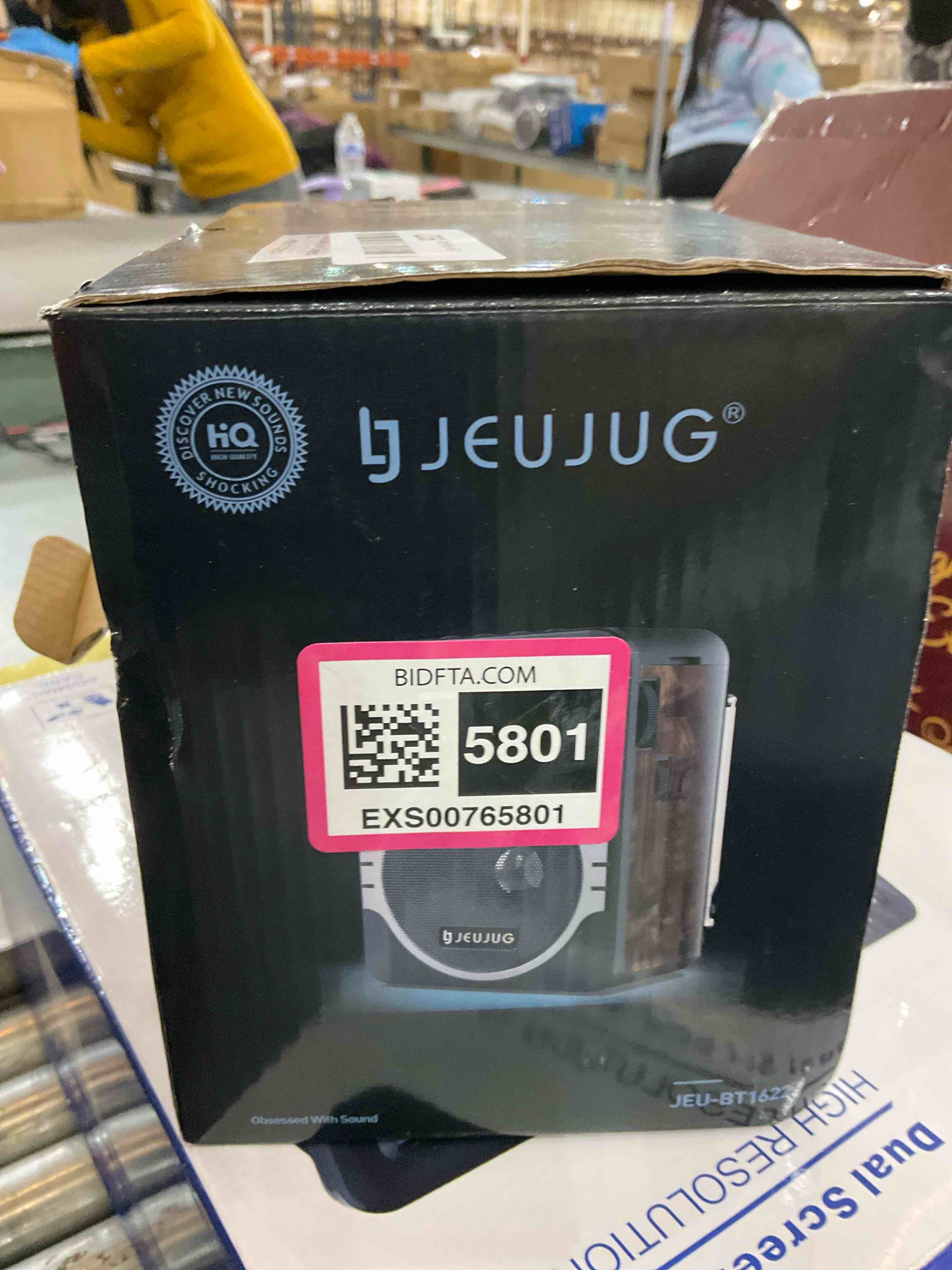 https://s3.amazonaws.com/lotting-images-prod/bidfta/EXS00765801_1701271384197.jpeg