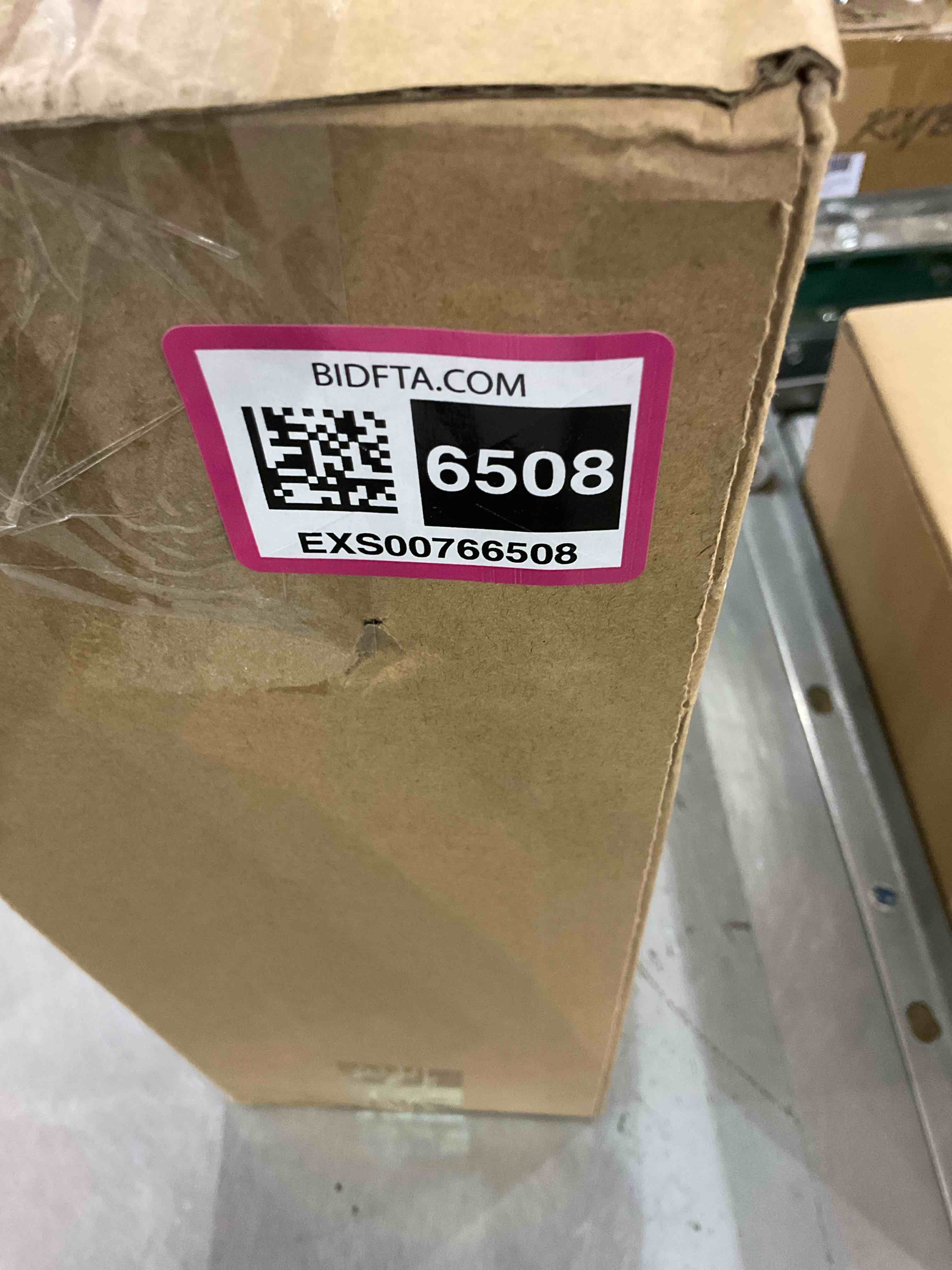 https://s3.amazonaws.com/lotting-images-prod/bidfta/EXS00766508_1701261851874.jpeg