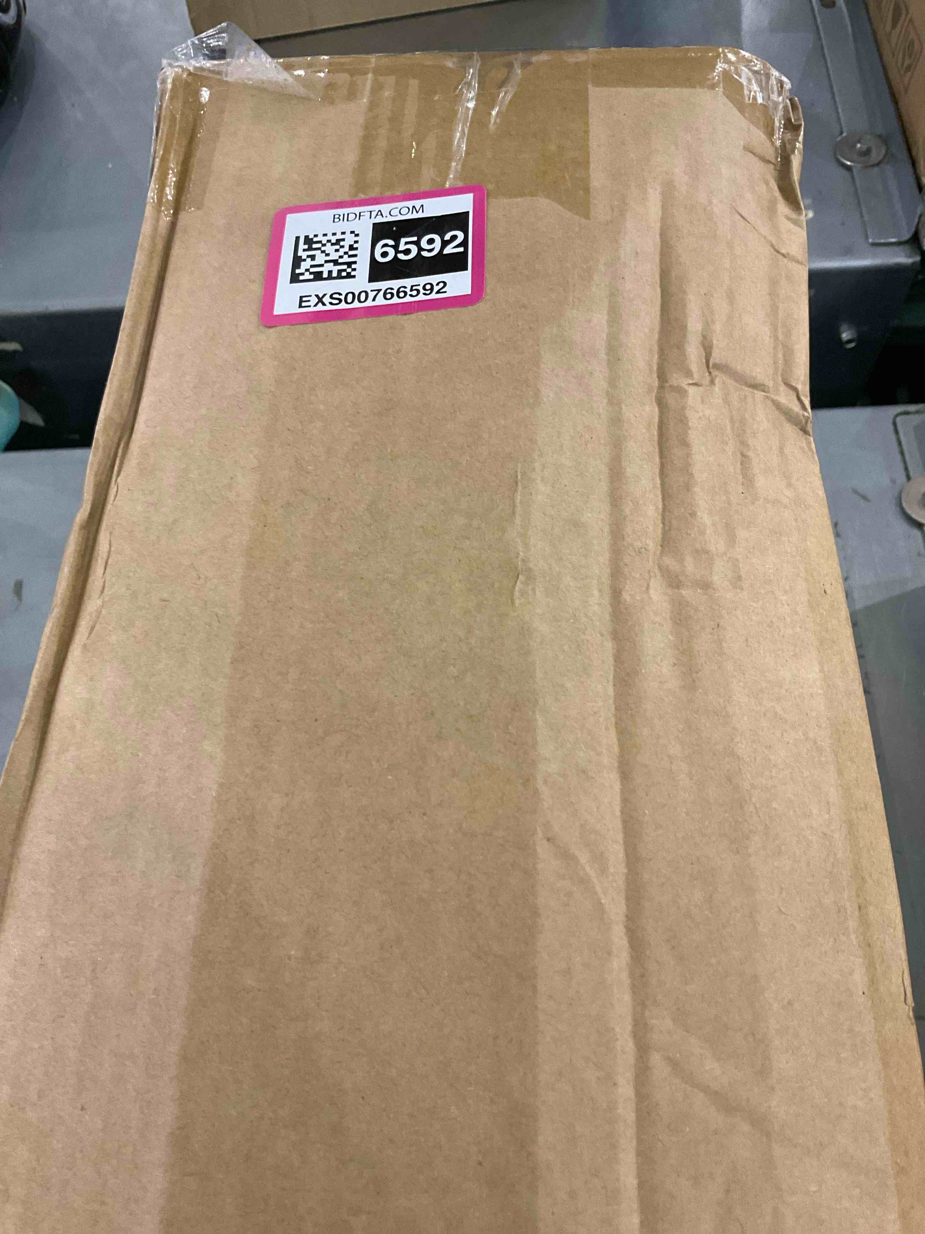 https://s3.amazonaws.com/lotting-images-prod/bidfta/EXS00766592_1701269109355.jpeg