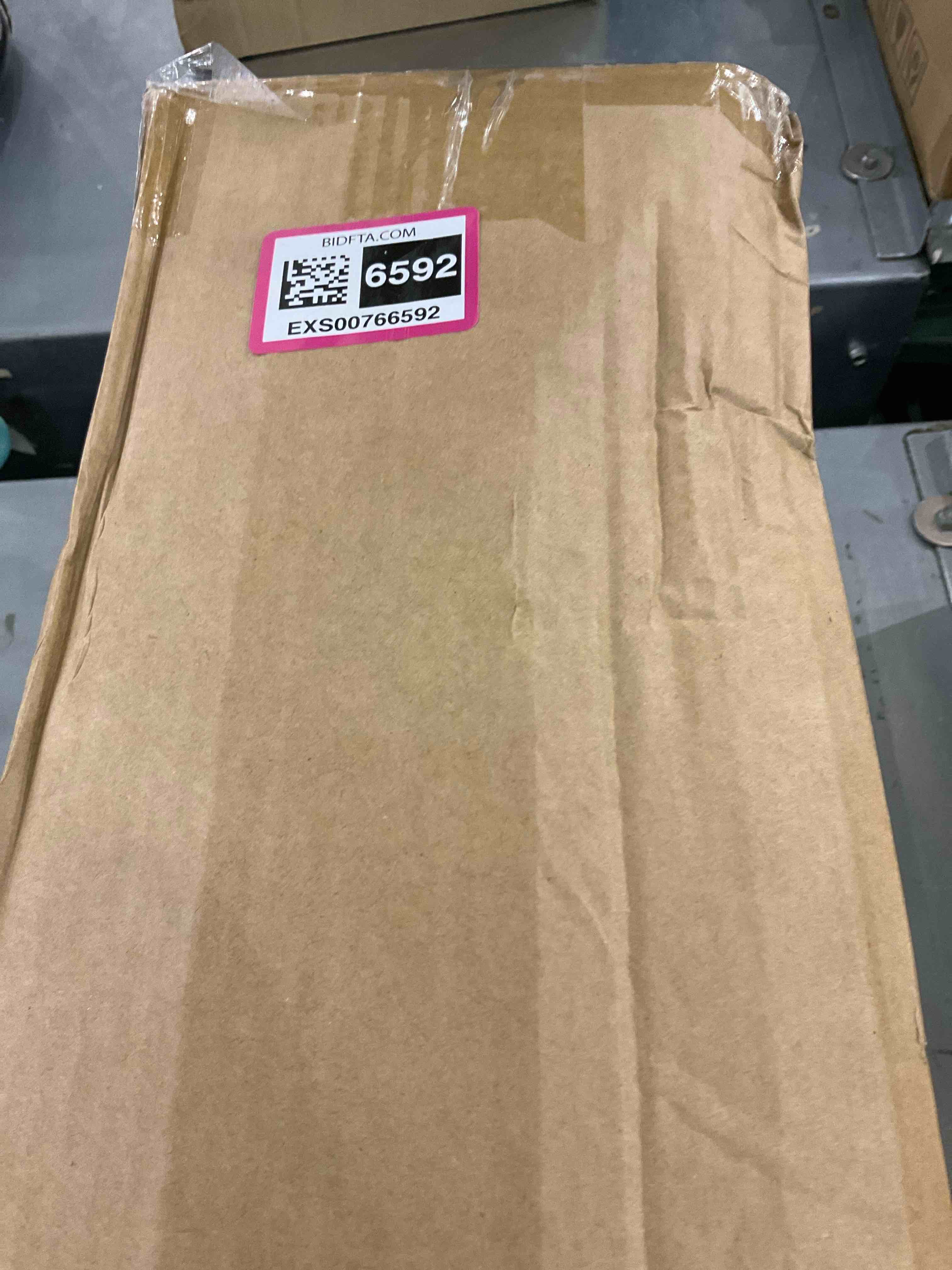 https://s3.amazonaws.com/lotting-images-prod/bidfta/EXS00766592_1701269110458.jpeg