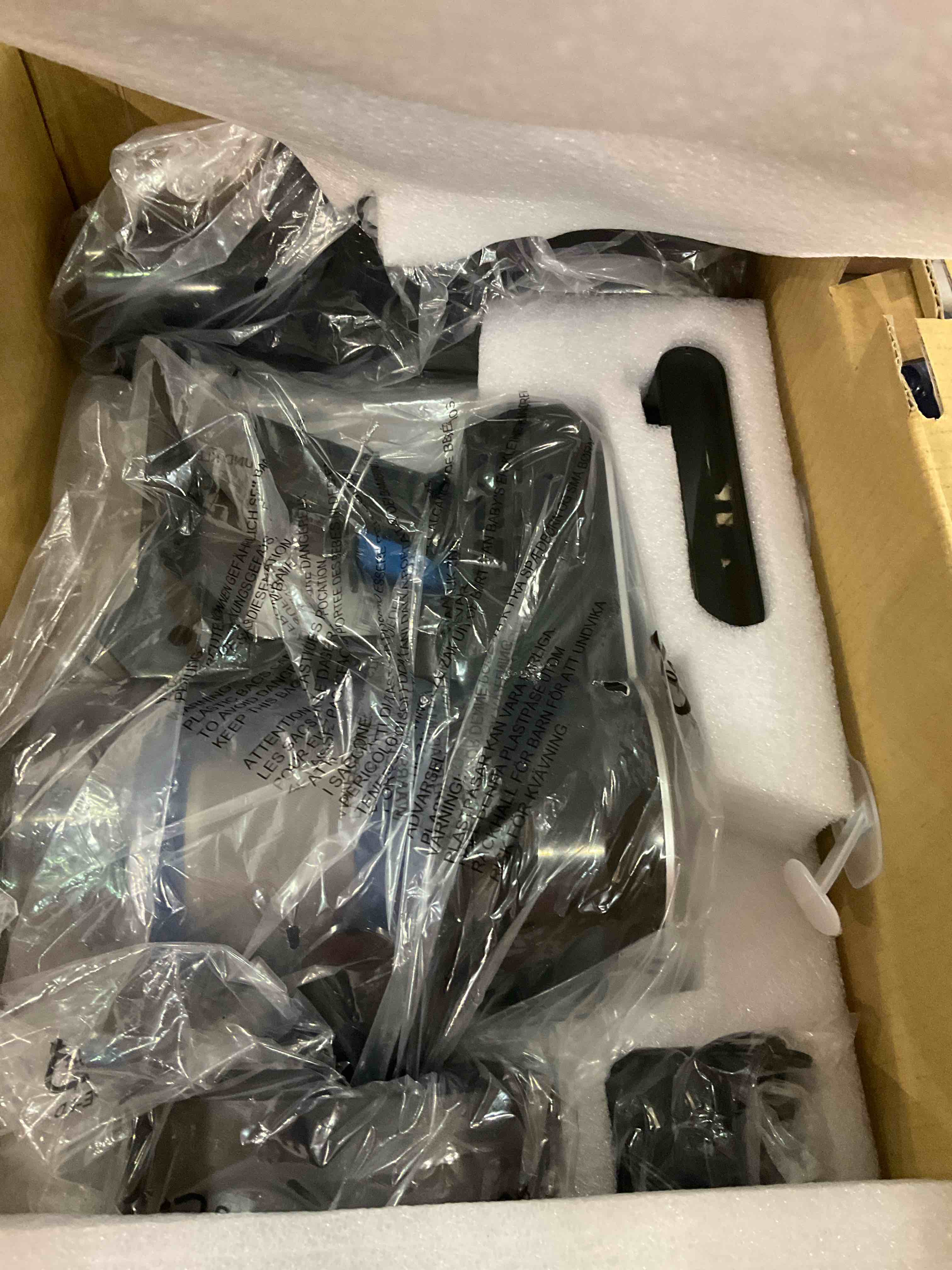 https://s3.amazonaws.com/lotting-images-prod/bidfta/EXS00767029_1702474607029.jpeg