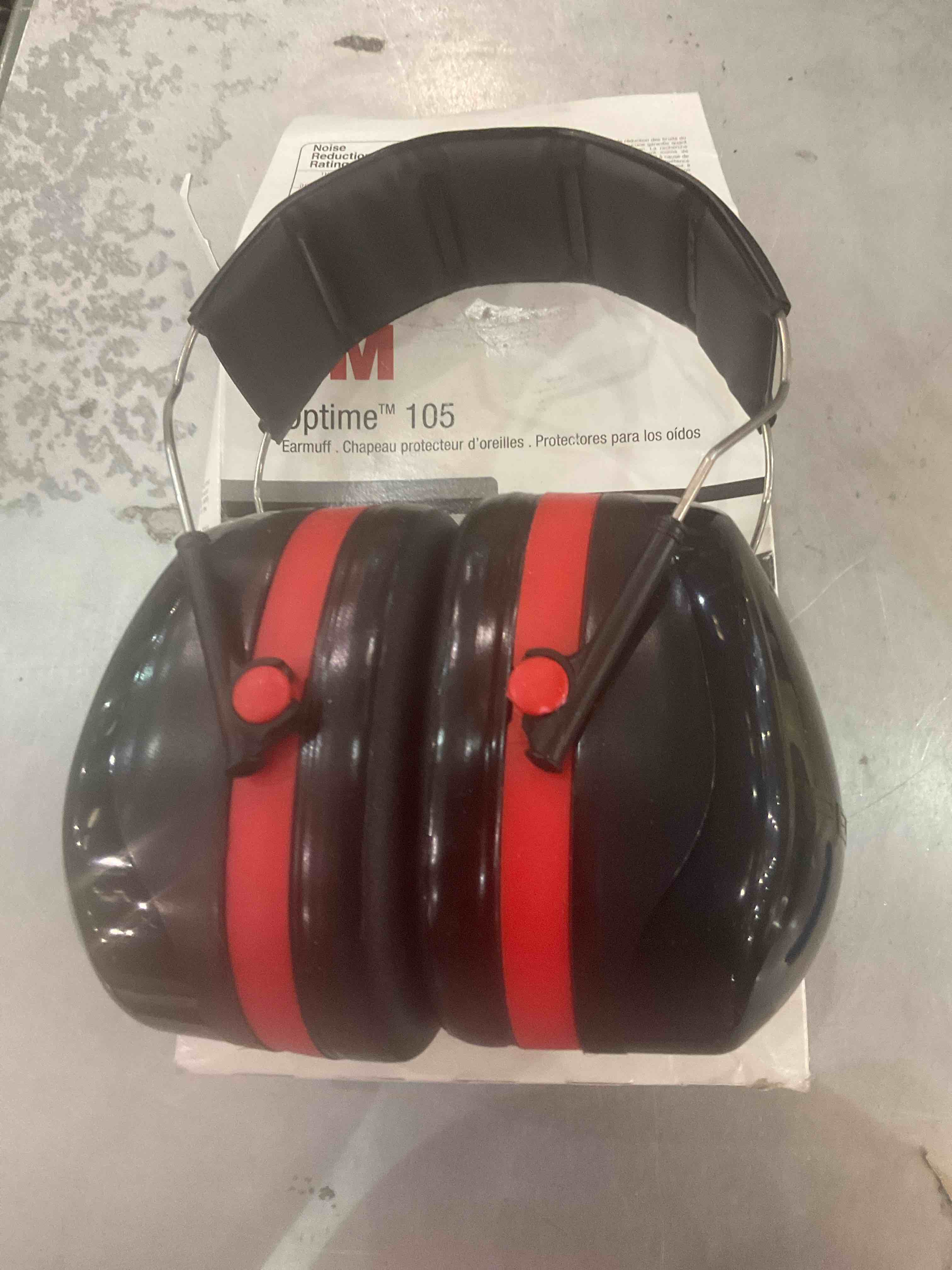 https://s3.amazonaws.com/lotting-images-prod/bidfta/EXS00767163_1702496842092.jpeg