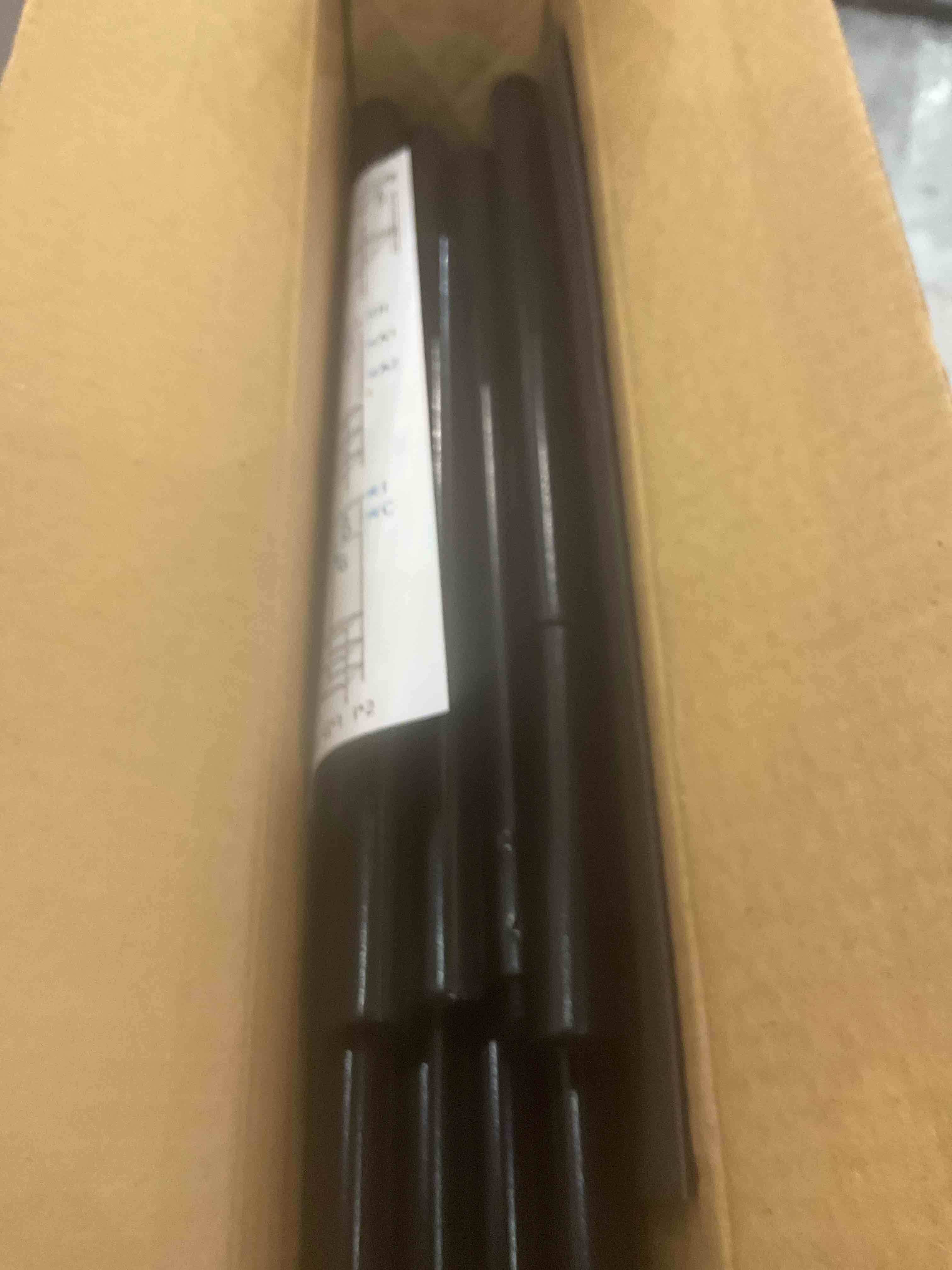https://s3.amazonaws.com/lotting-images-prod/bidfta/EXS00767168_1702497435446.jpeg